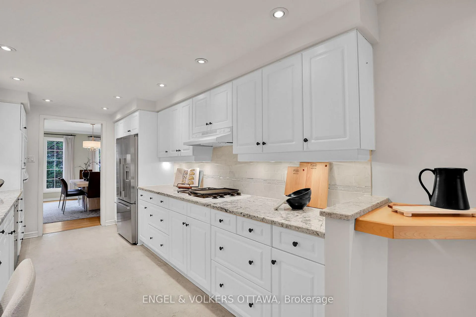 Photo 16 of 34 Chatsworth Crescent, Ottawa, Hunt Club — HOMEH