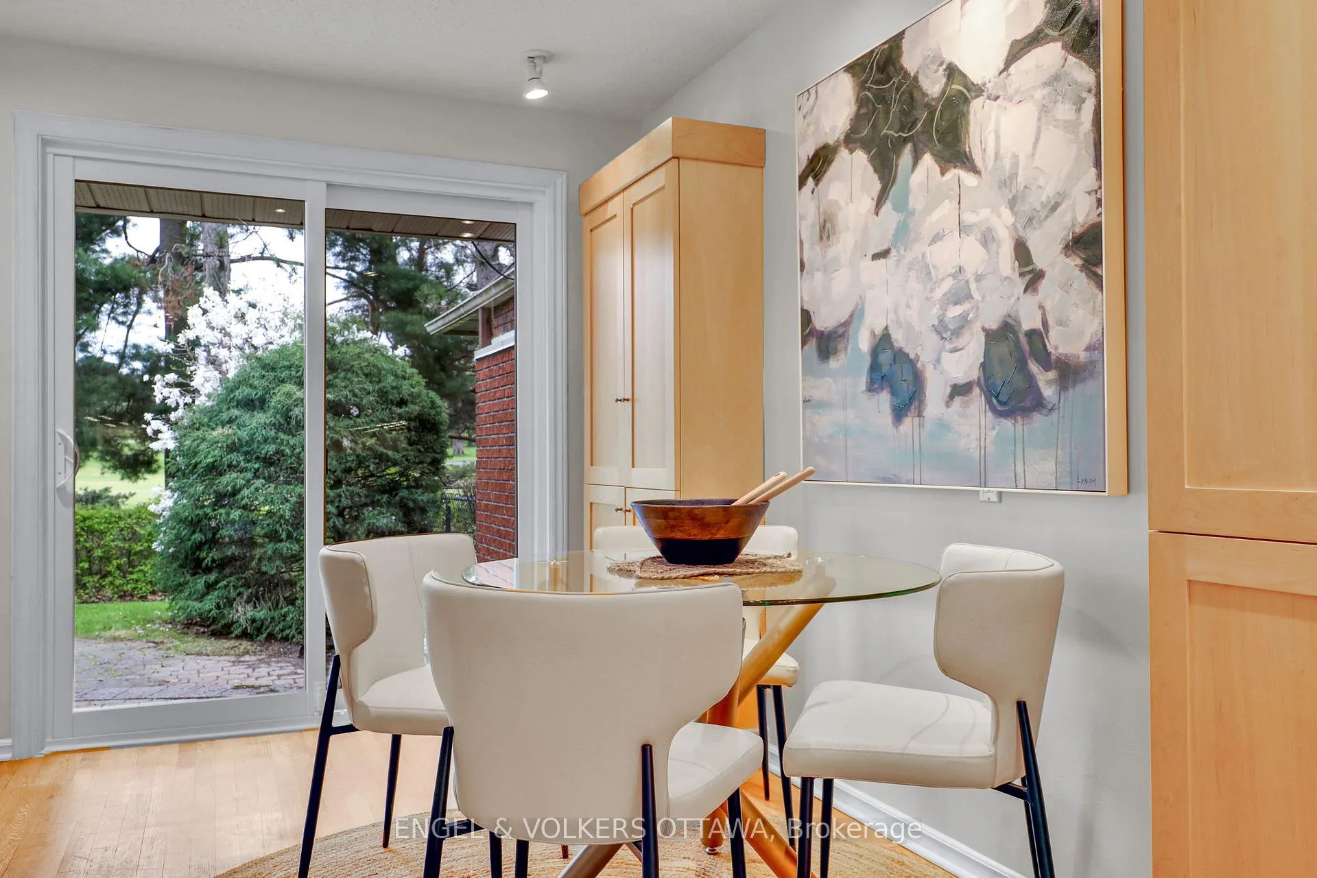 Photo 18 of 34 Chatsworth Crescent, Ottawa, Hunt Club — HOMEH