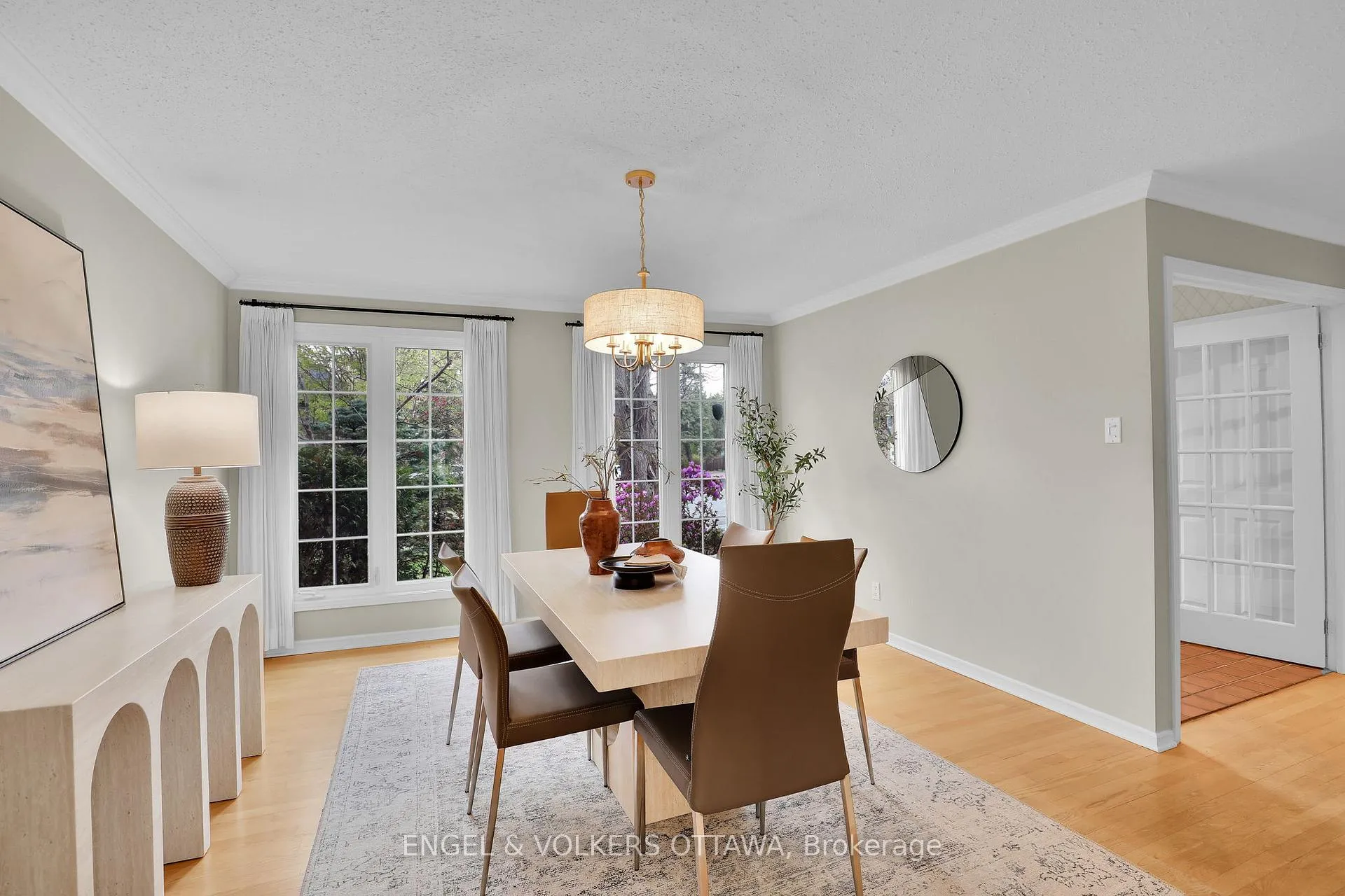 Photo 24 of 34 Chatsworth Crescent, Ottawa, Hunt Club — HOMEH