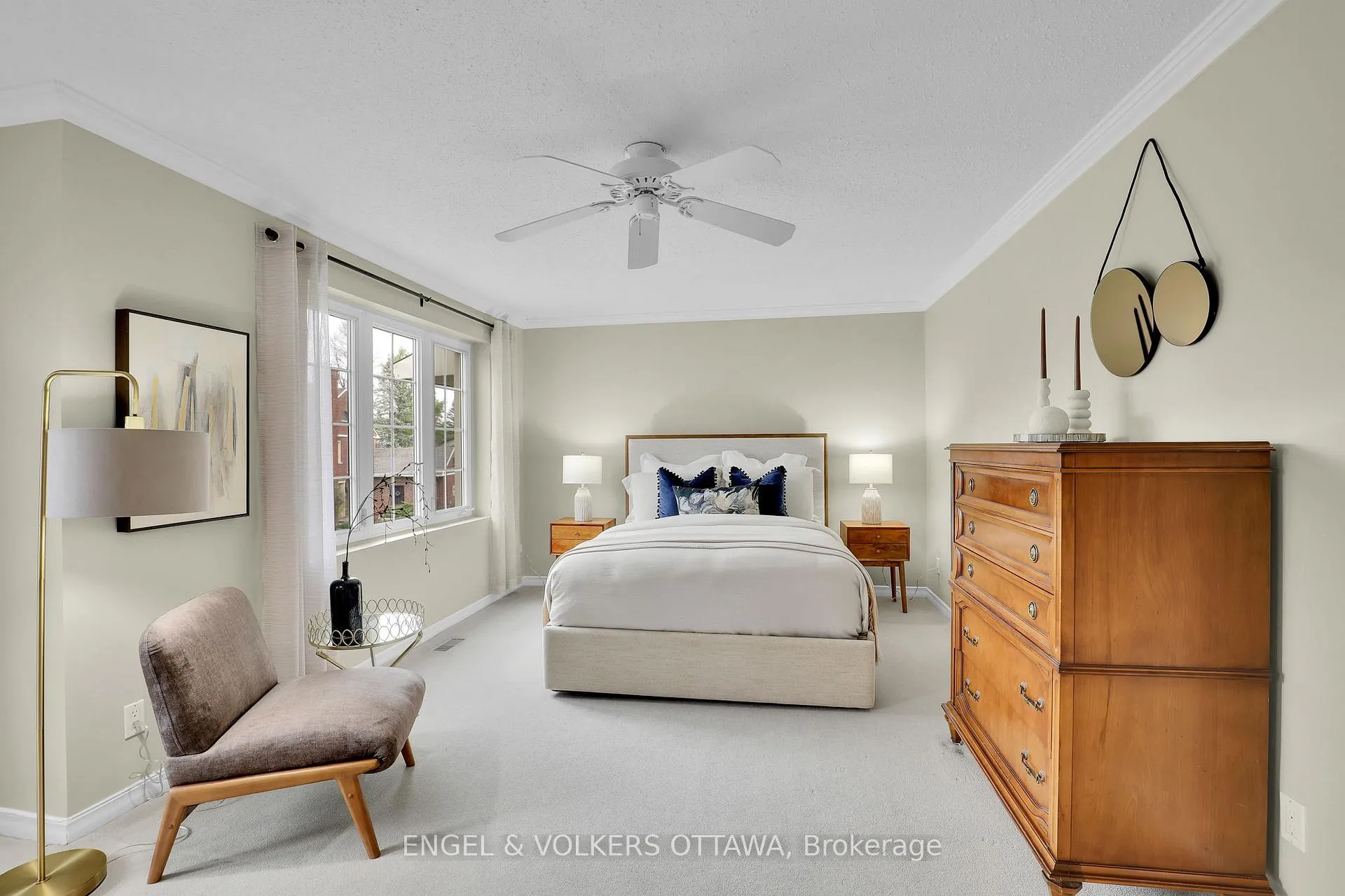 Photo 35 of 34 Chatsworth Crescent, Ottawa, Hunt Club — HOMEH