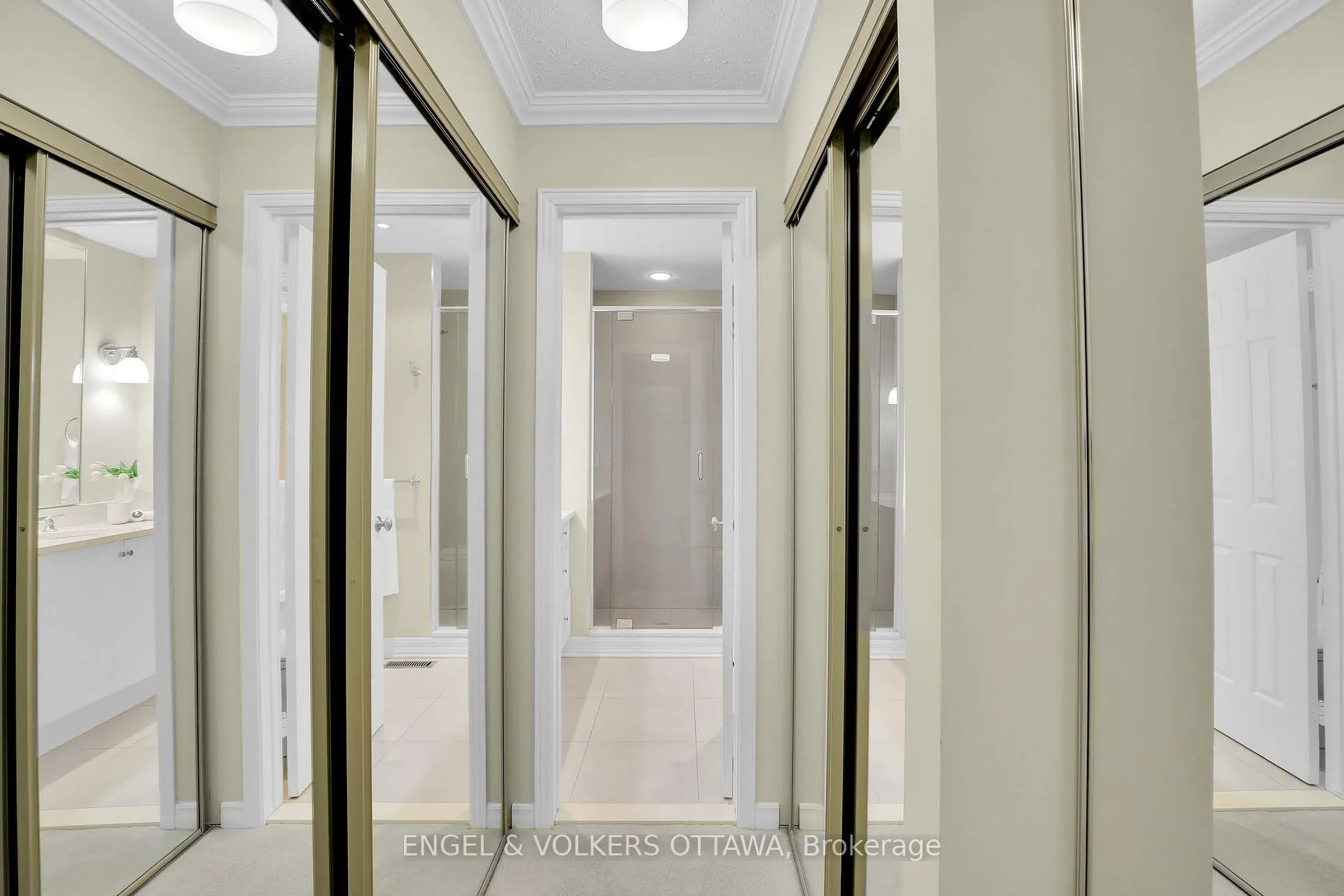 Photo 38 of 34 Chatsworth Crescent, Ottawa, Hunt Club — HOMEH