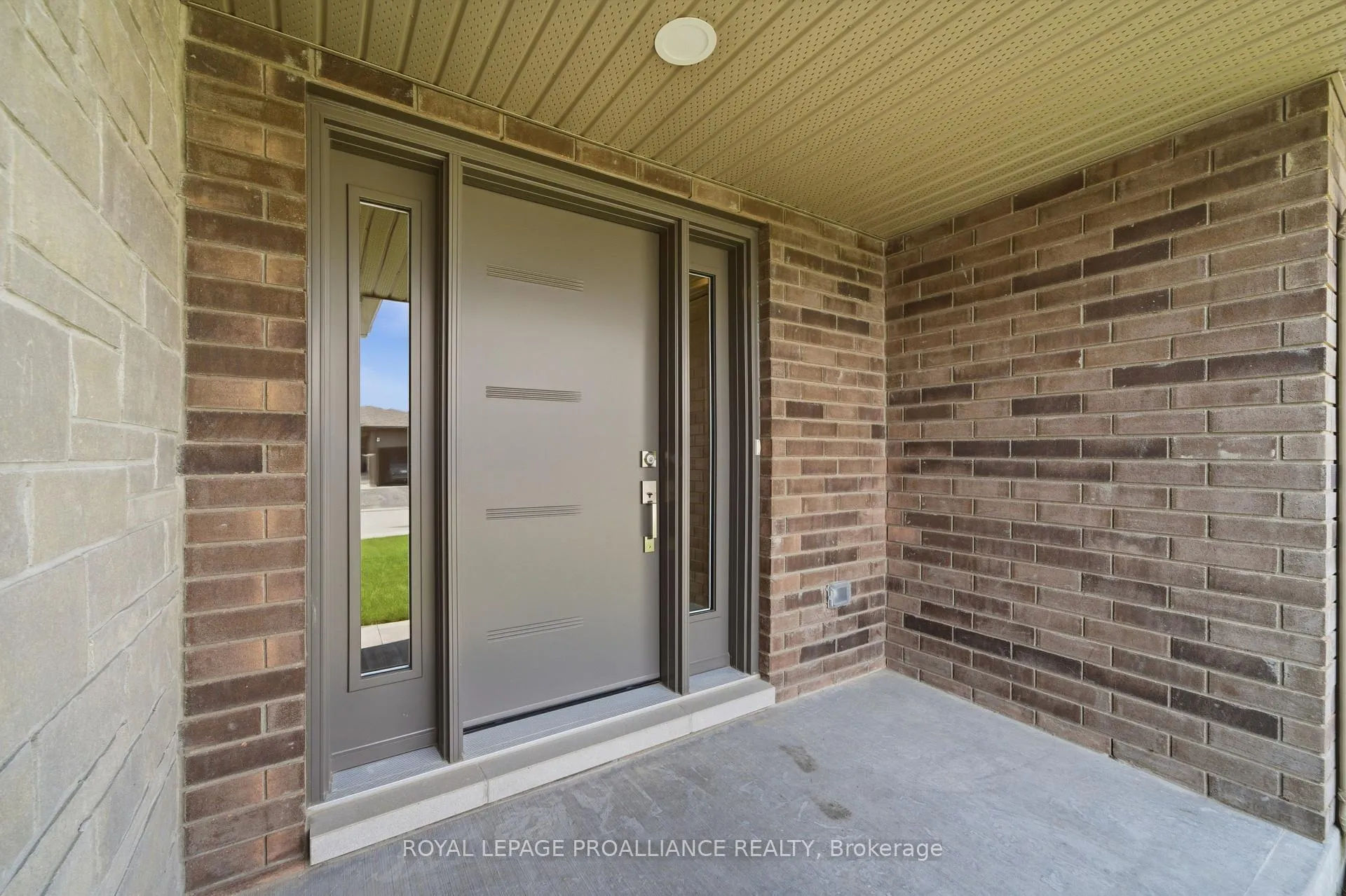 Photo 6 of 19 Parkland Circle, Quinte West, Murray Ward — HOMEH