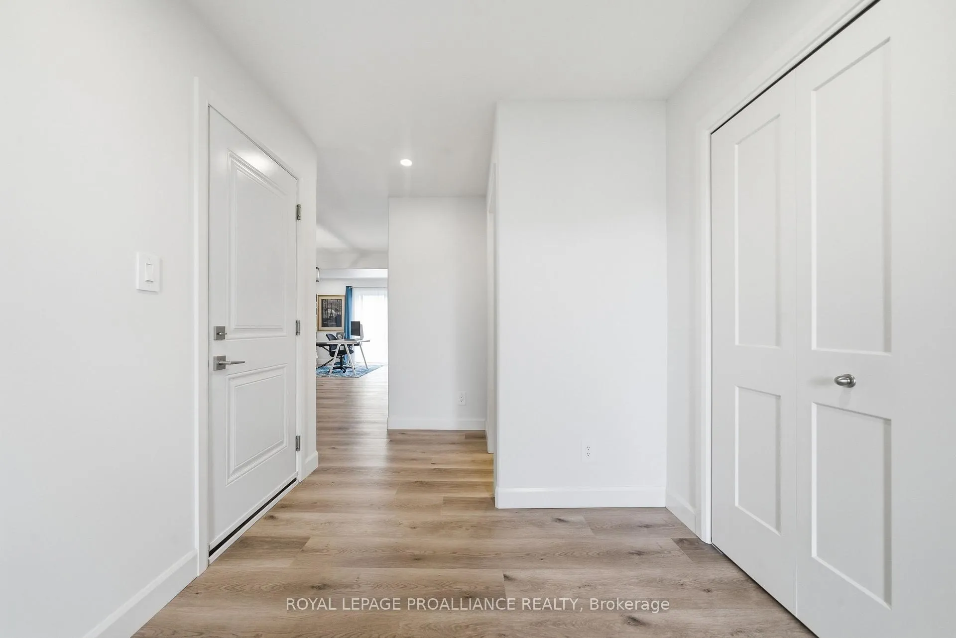 Photo 10 of 19 Parkland Circle, Quinte West, Murray Ward — HOMEH