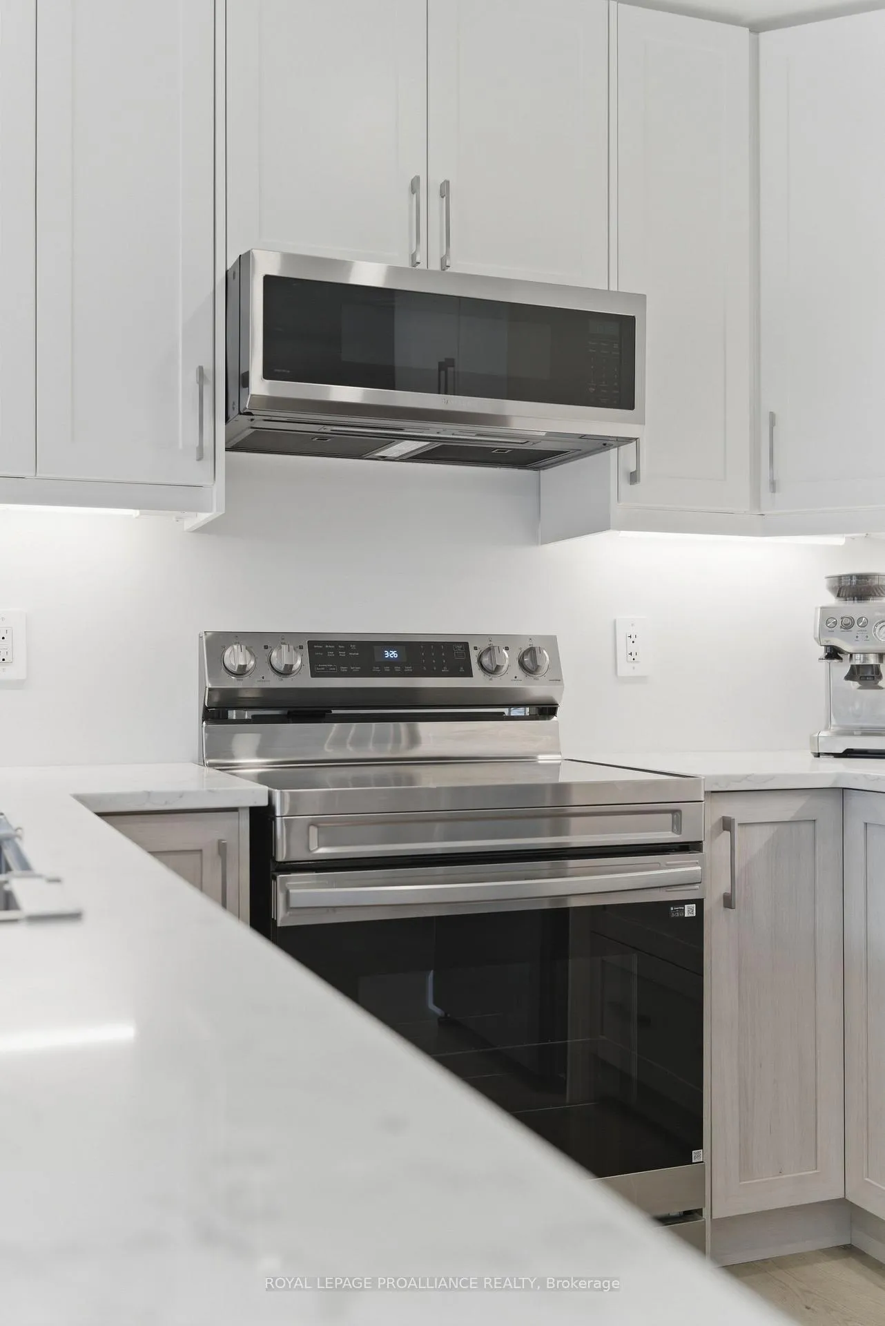 Photo 15 of 19 Parkland Circle, Quinte West, Murray Ward — HOMEH