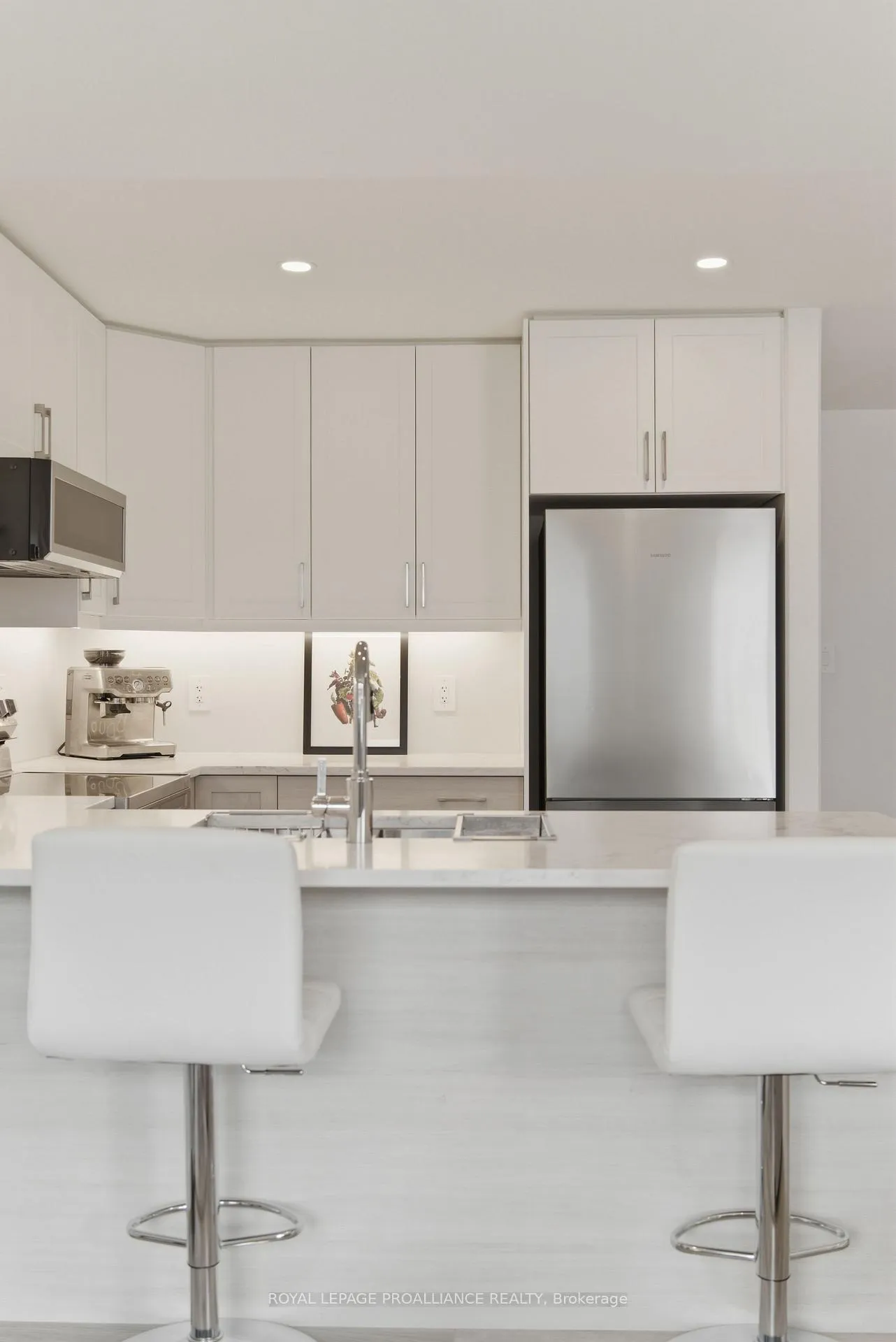 Photo 16 of 19 Parkland Circle, Quinte West, Murray Ward — HOMEH