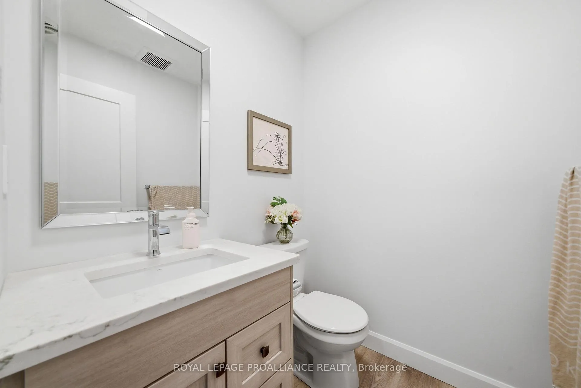 Photo 36 of 19 Parkland Circle, Quinte West, Murray Ward — HOMEH
