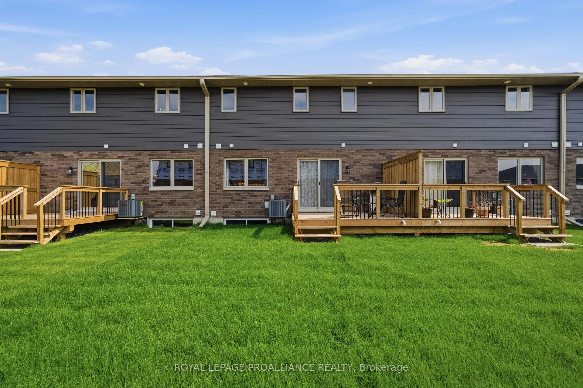 Photo 40 of 19 Parkland Circle, Quinte West, Murray Ward — HOMEH