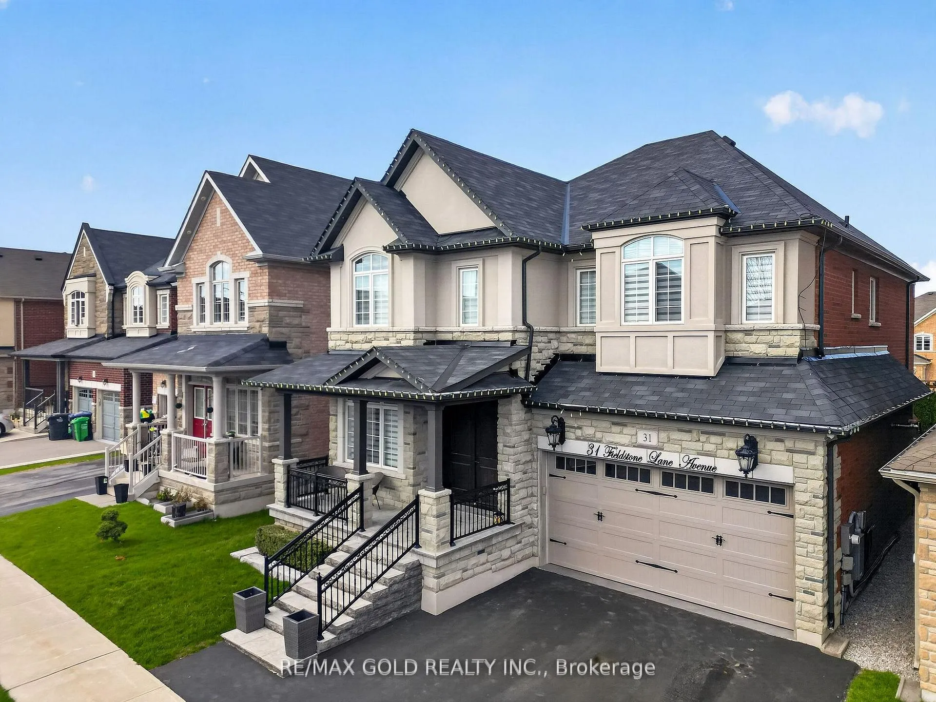 Photo 3 of 31 Fieldstone Lane Avenue, Caledon, Rural Caledon — HOMEH