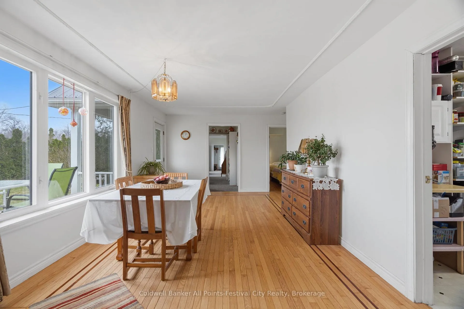 Photo 7 of 13 Ravine Park Road S, Goderich, Goderich (Town) — HOMEH