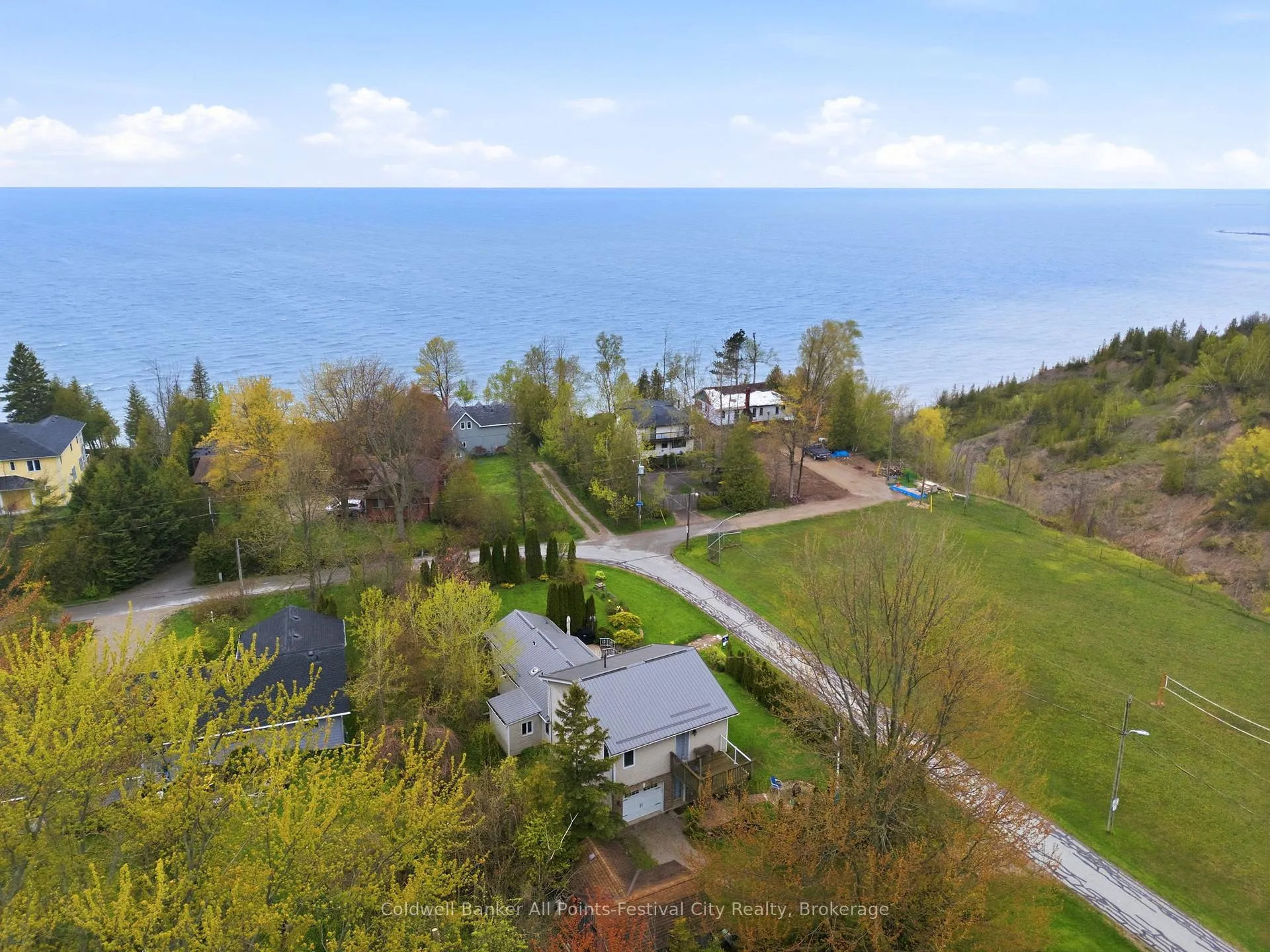 Photo 45 of 13 Ravine Park Road S, Goderich, Goderich (Town) — HOMEH