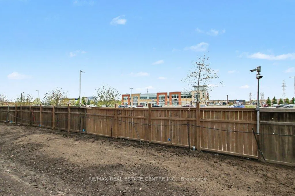 Photo 16 of Unit 124, 4878 Powers Common, Burlington, Alton — HOMEH