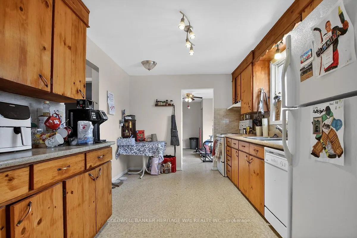 Photo 12 of 106 Munro Lane, Beckwith, Beckwith Twp — HOMEH