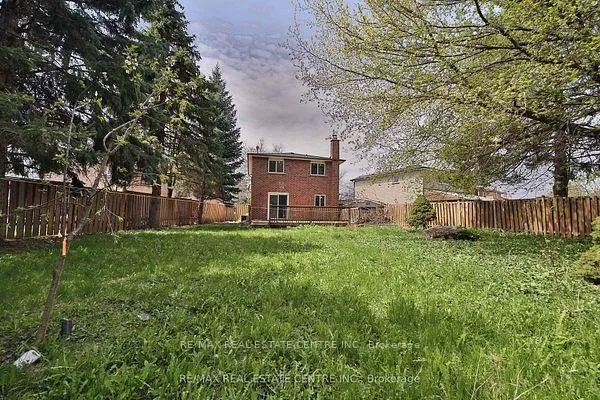 Photo 36 of 20 Mozart Crescent, Brampton, Brampton South — HOMEH