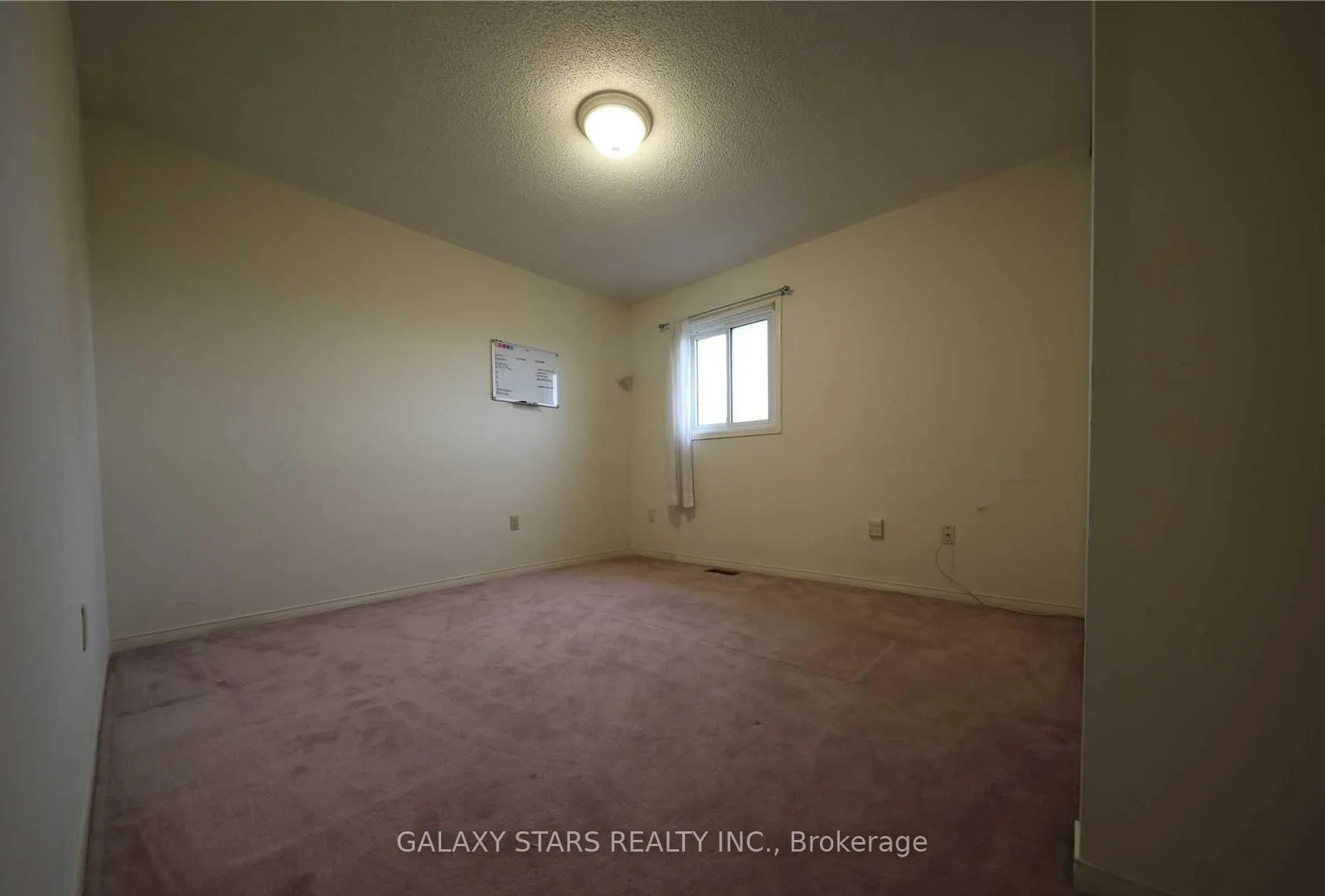 Photo 13 of 28 Eric Clarke Drive, Whitby, Rolling Acres — HOMEH