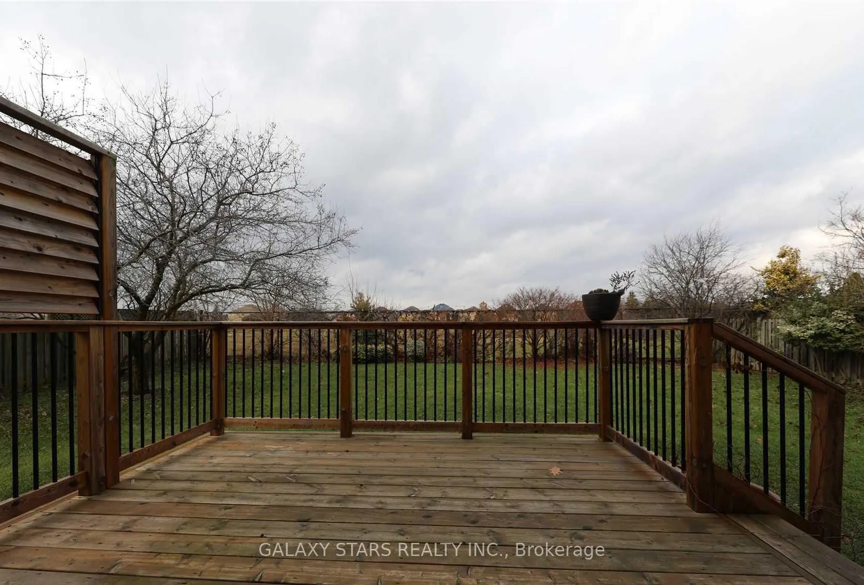 Photo 17 of 28 Eric Clarke Drive, Whitby, Rolling Acres — HOMEH