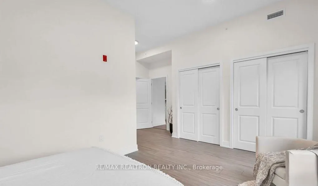 Photo 8 of Unit 309, 121 Mary Street, Clearview, Creemore — HOMEH