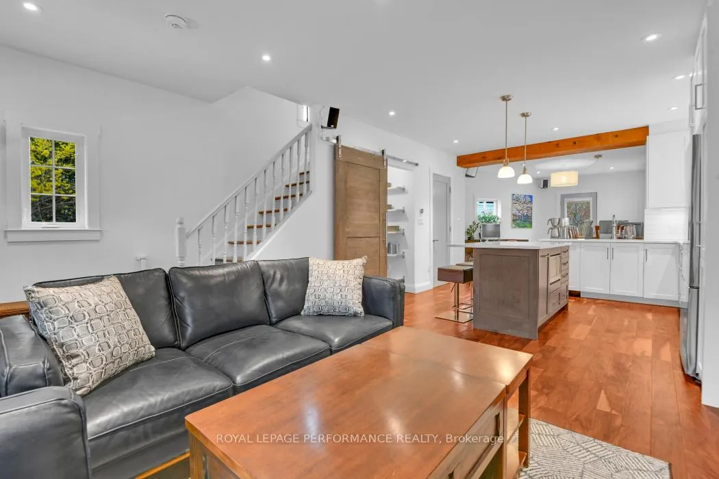 Photo 3 of 19 Windsor Avenue, Ottawa, Old Ottawa South/Rideau Gardens — HOMEH