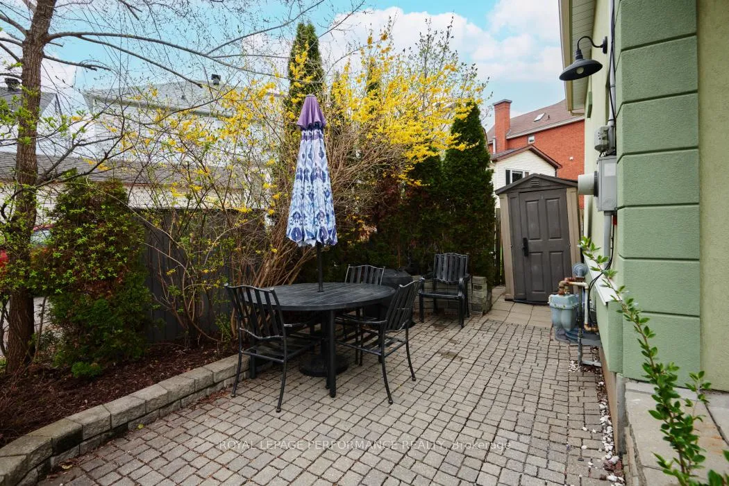 Photo 17 of 19 Windsor Avenue, Ottawa, Old Ottawa South/Rideau Gardens — HOMEH
