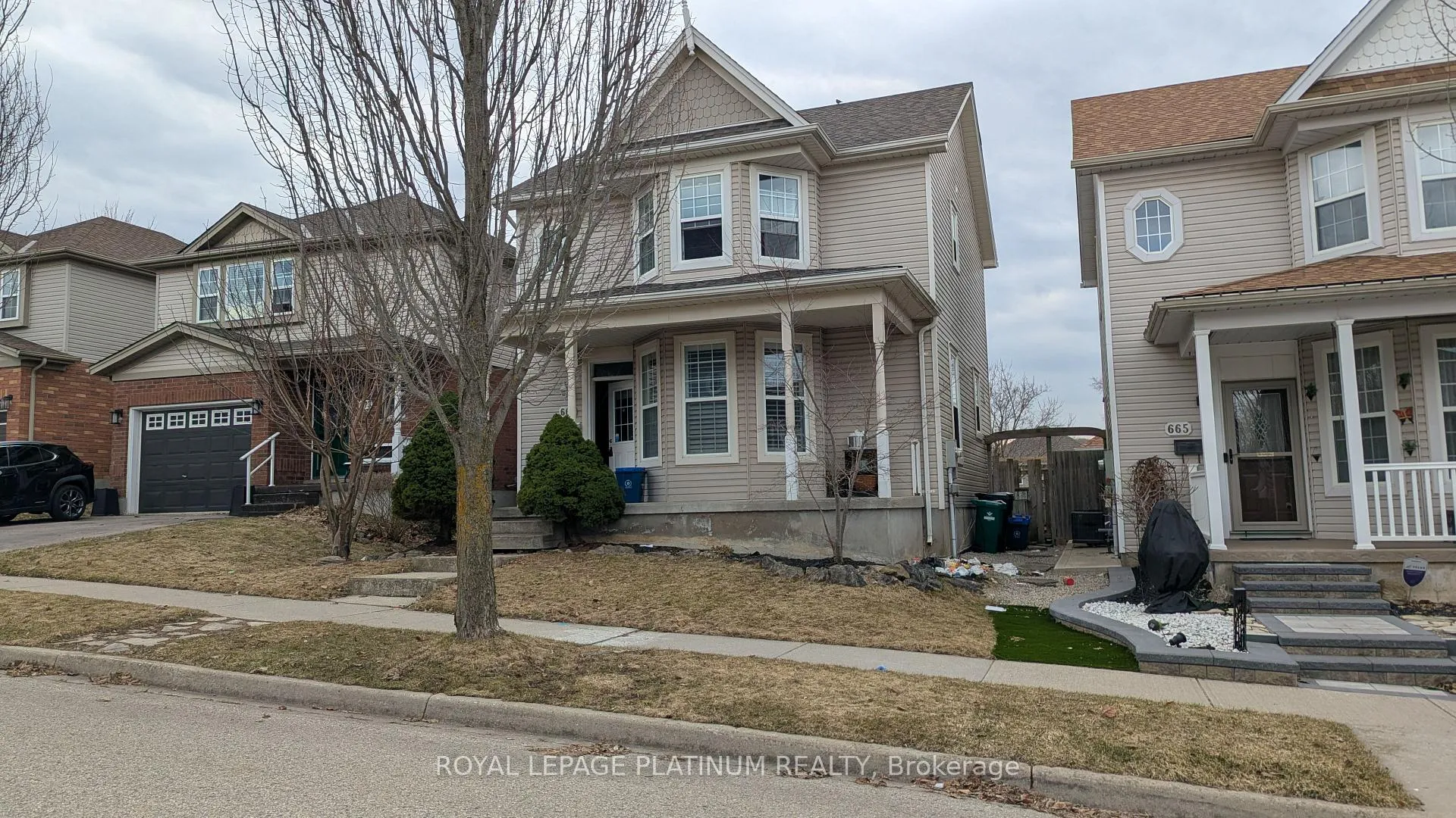 Photo 2 of 669 Zermatt Drive, Waterloo, Clair Hills — HOMEH