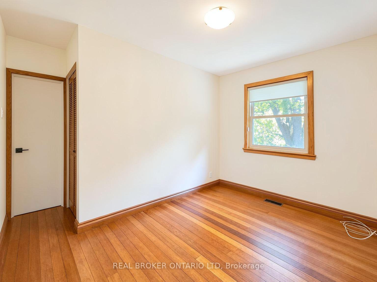 Photo 18 of 1863 Herbert Avenue, London, East H — HOMEH