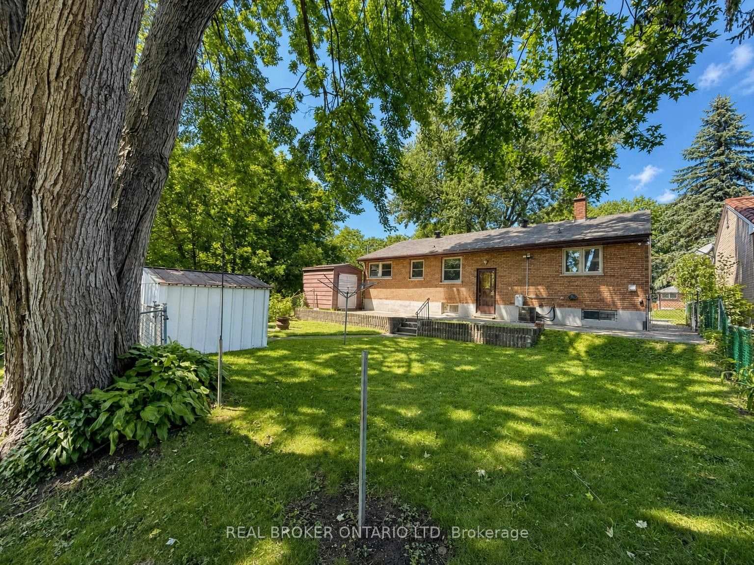 Photo 25 of 1863 Herbert Avenue, London, East H — HOMEH