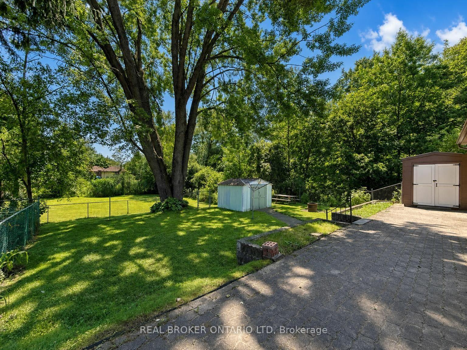 Photo 28 of 1863 Herbert Avenue, London, East H — HOMEH
