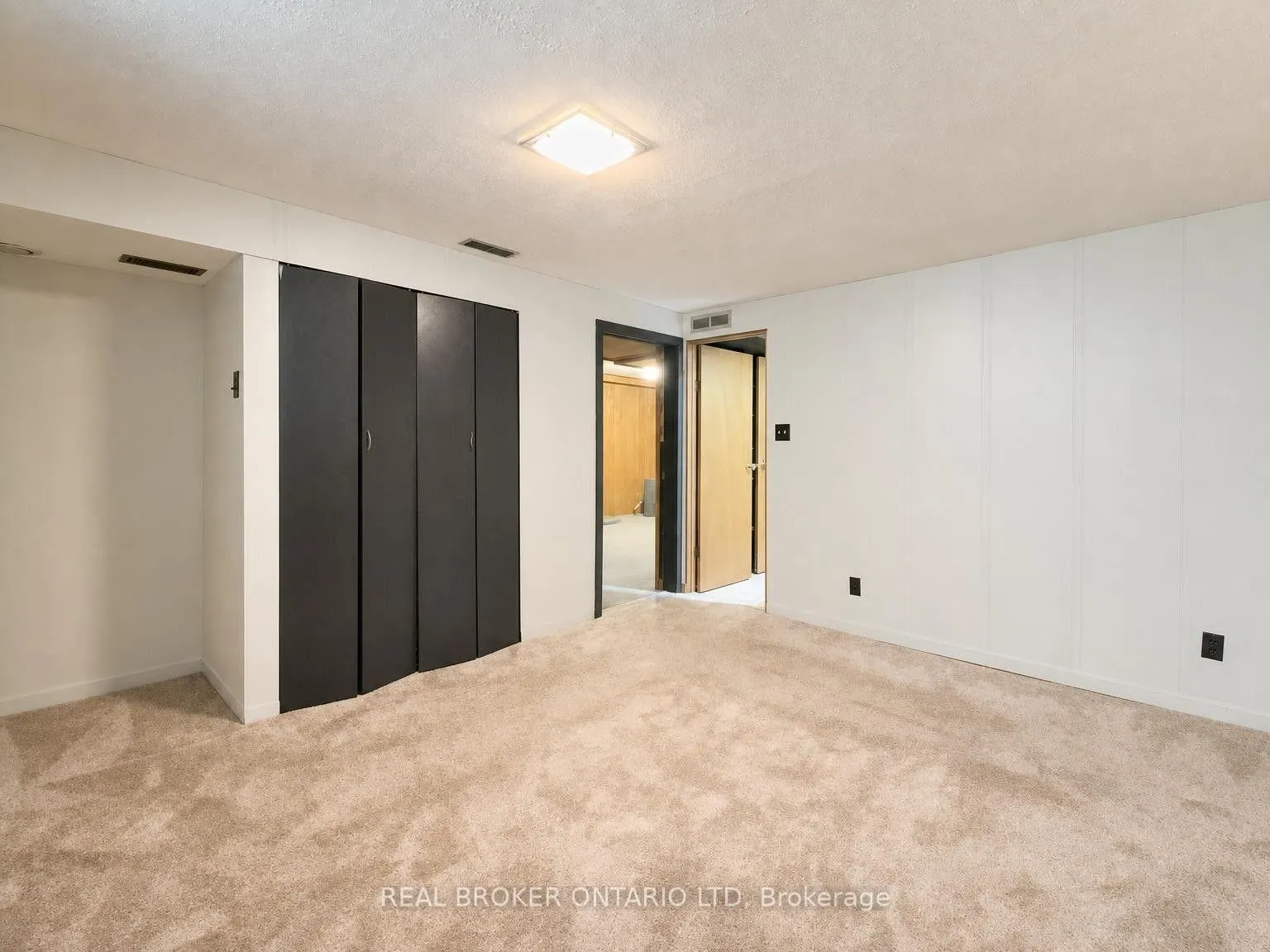 Photo 20 of 1863 Herbert Avenue, London, East H — HOMEH