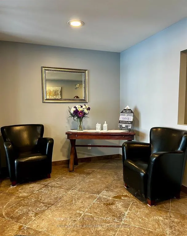 Photo 3 of Unit 203, 500 Mapleview Drive W, Barrie, Holly — HOMEH