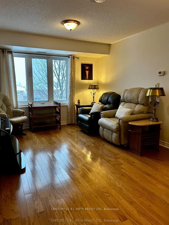 Photo 9 of Unit 203, 500 Mapleview Drive W, Barrie, Holly — HOMEH