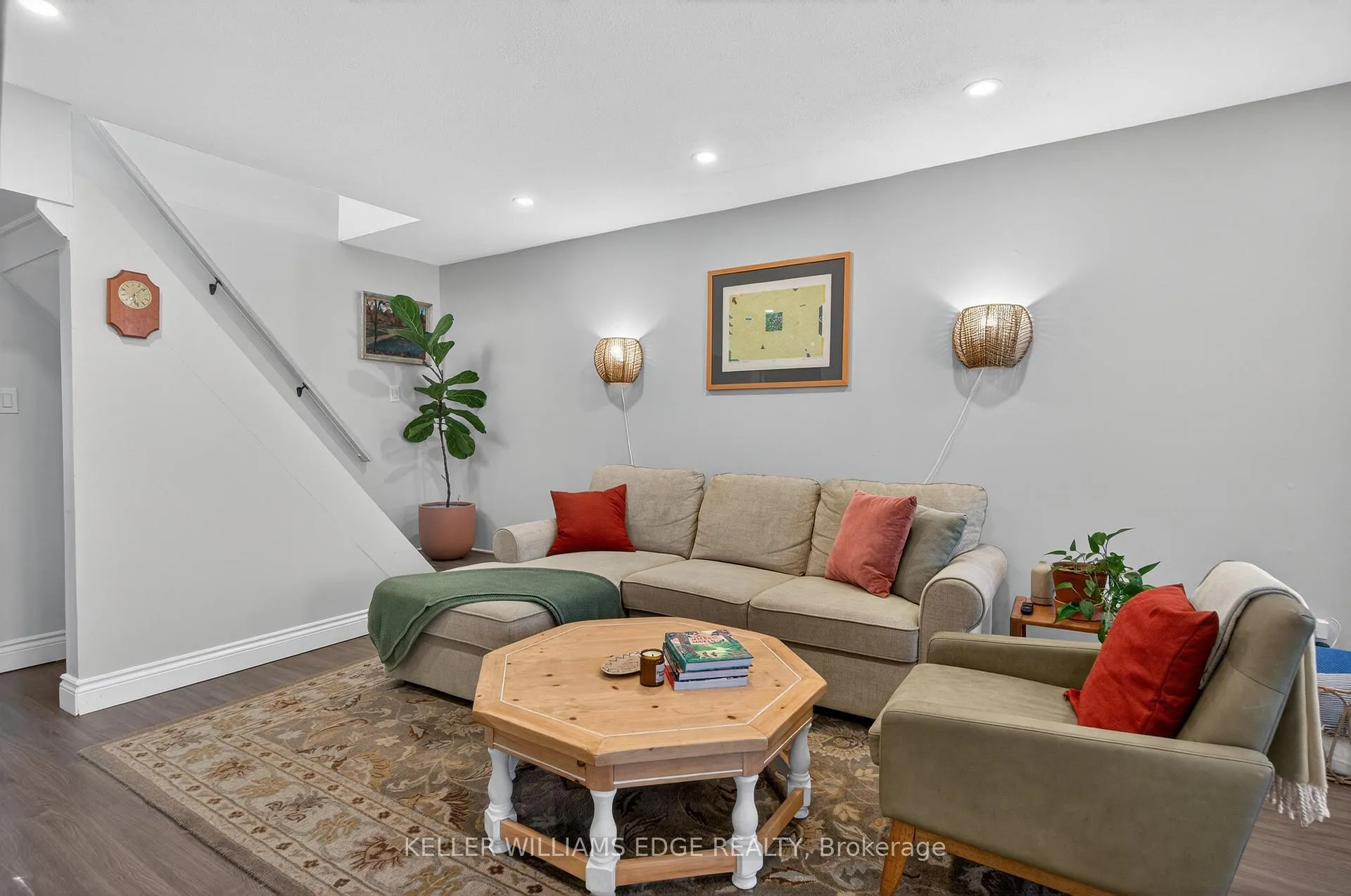 Photo 8 of 262 Britannia Avenue, Hamilton, Homeside — HOMEH