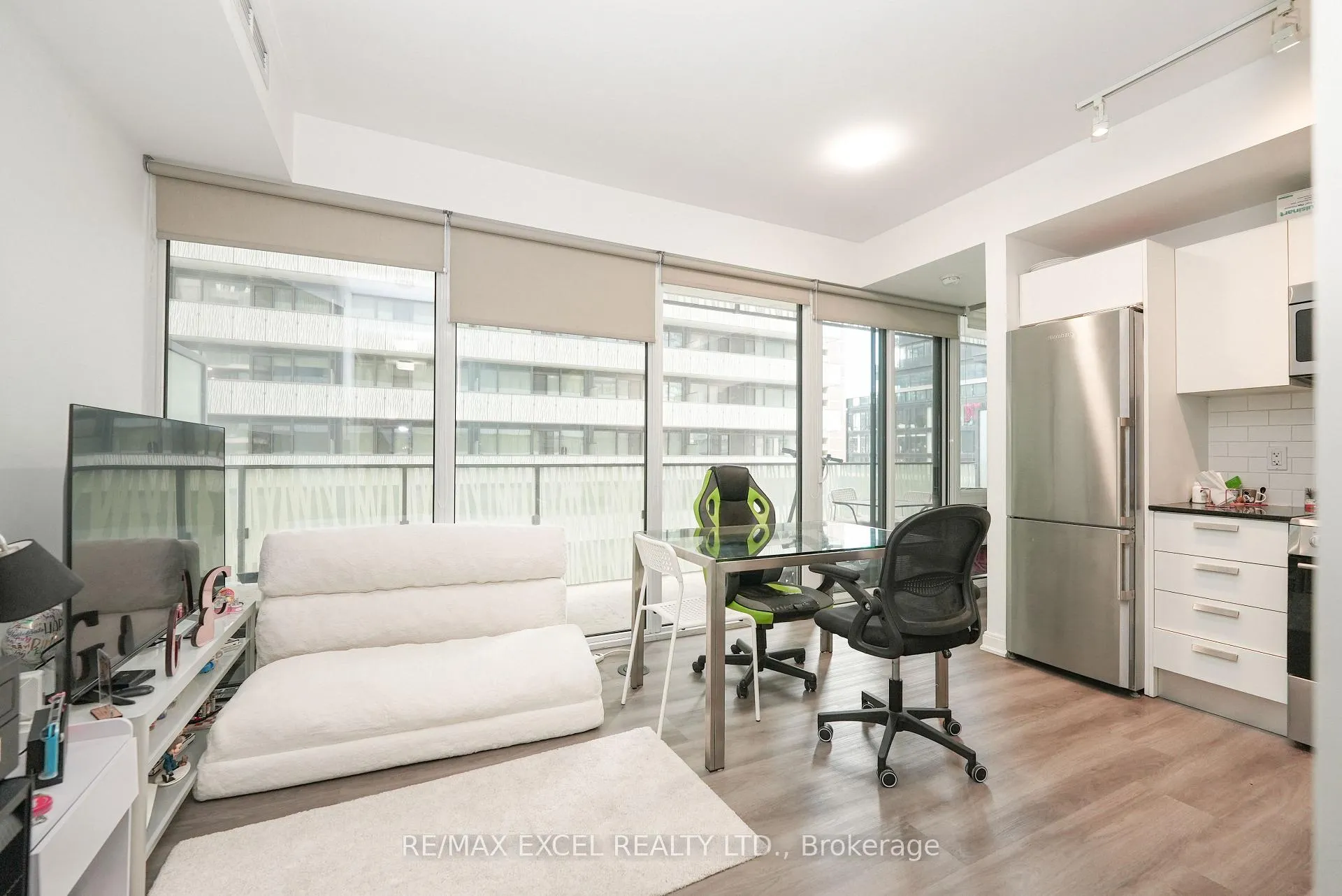 Photo 2 of Unit 510, 42 Charles Street E, Toronto, Church-Yonge Corridor — HOMEH