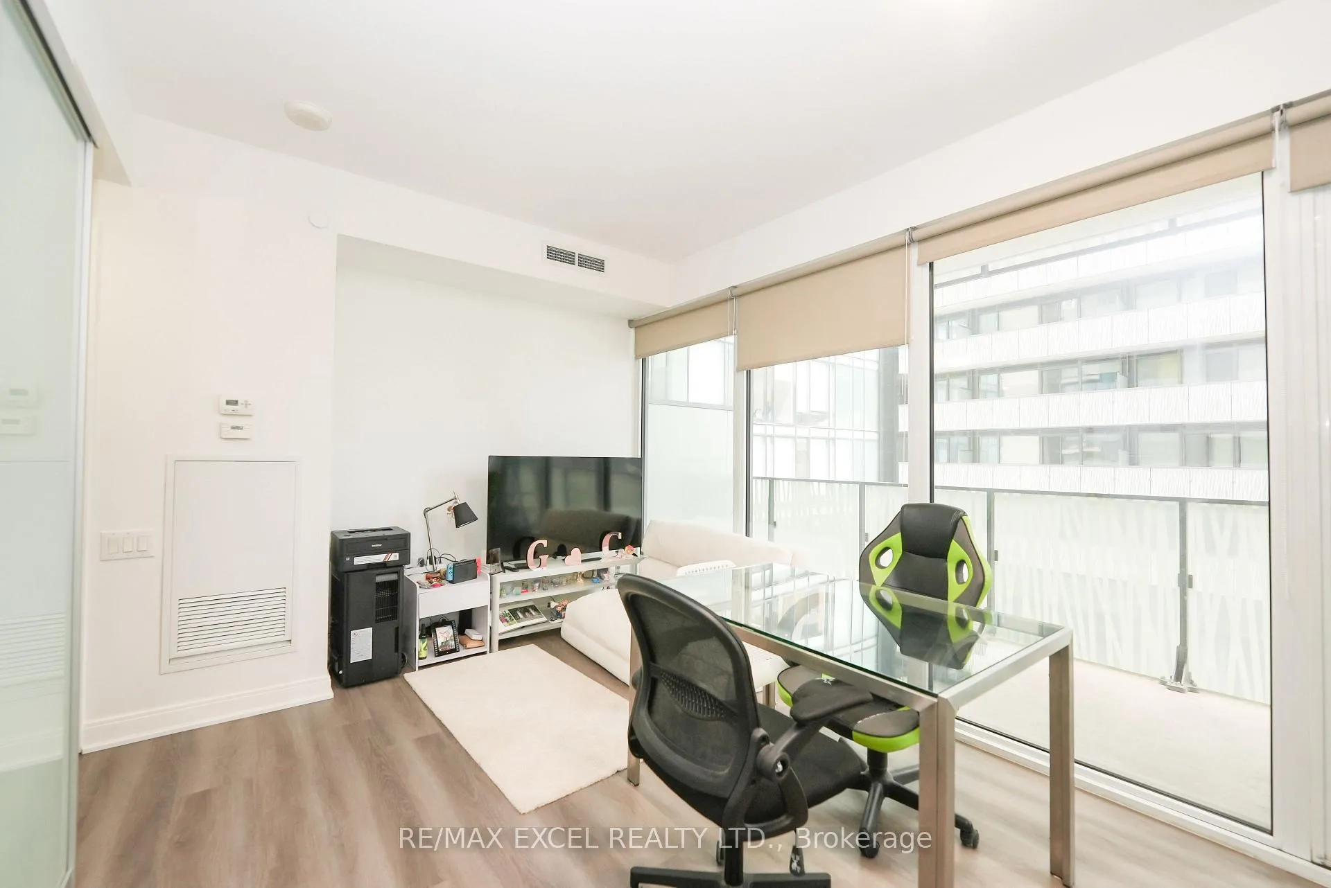 Photo 3 of Unit 510, 42 Charles Street E, Toronto, Church-Yonge Corridor — HOMEH