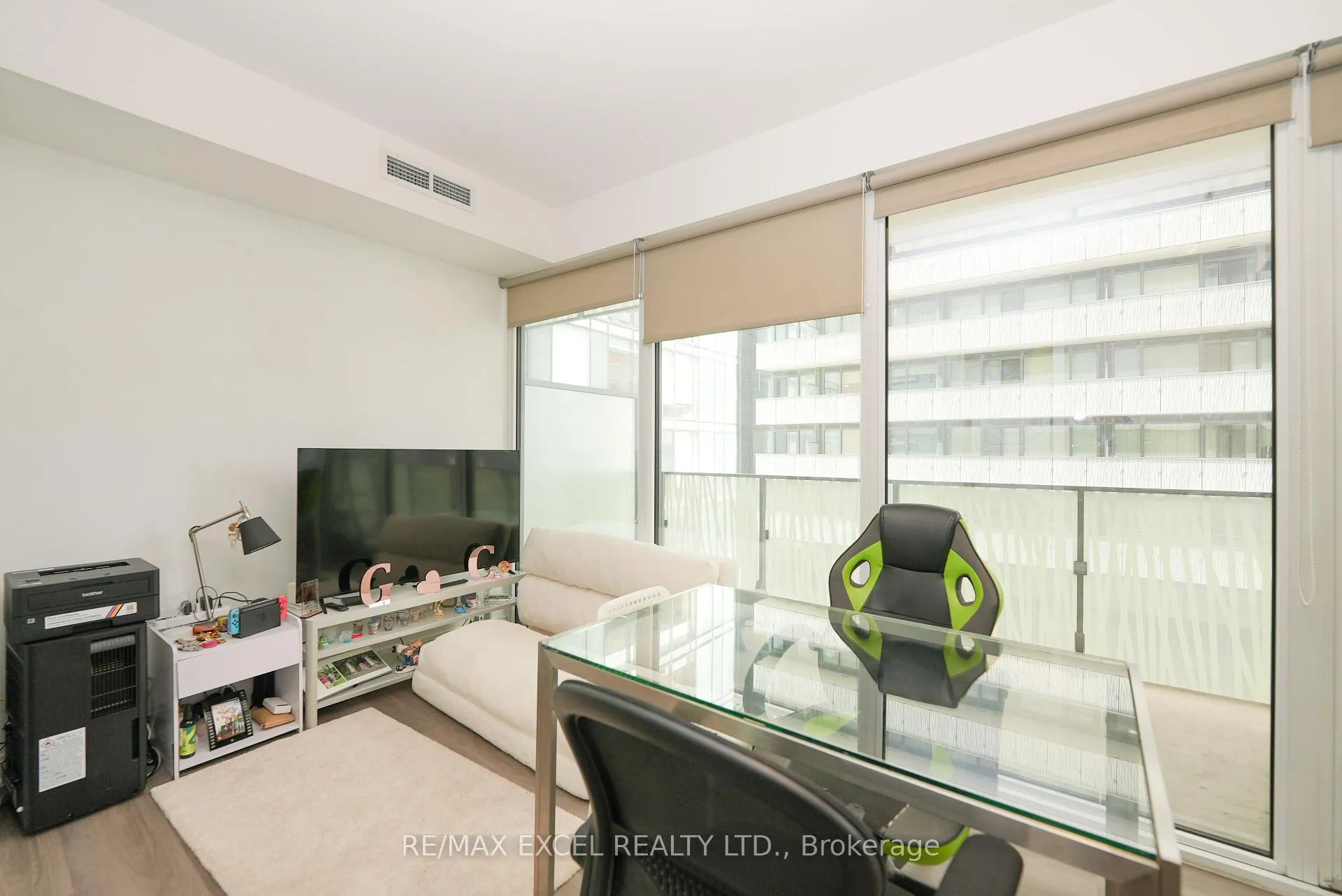 Photo 4 of Unit 510, 42 Charles Street E, Toronto, Church-Yonge Corridor — HOMEH