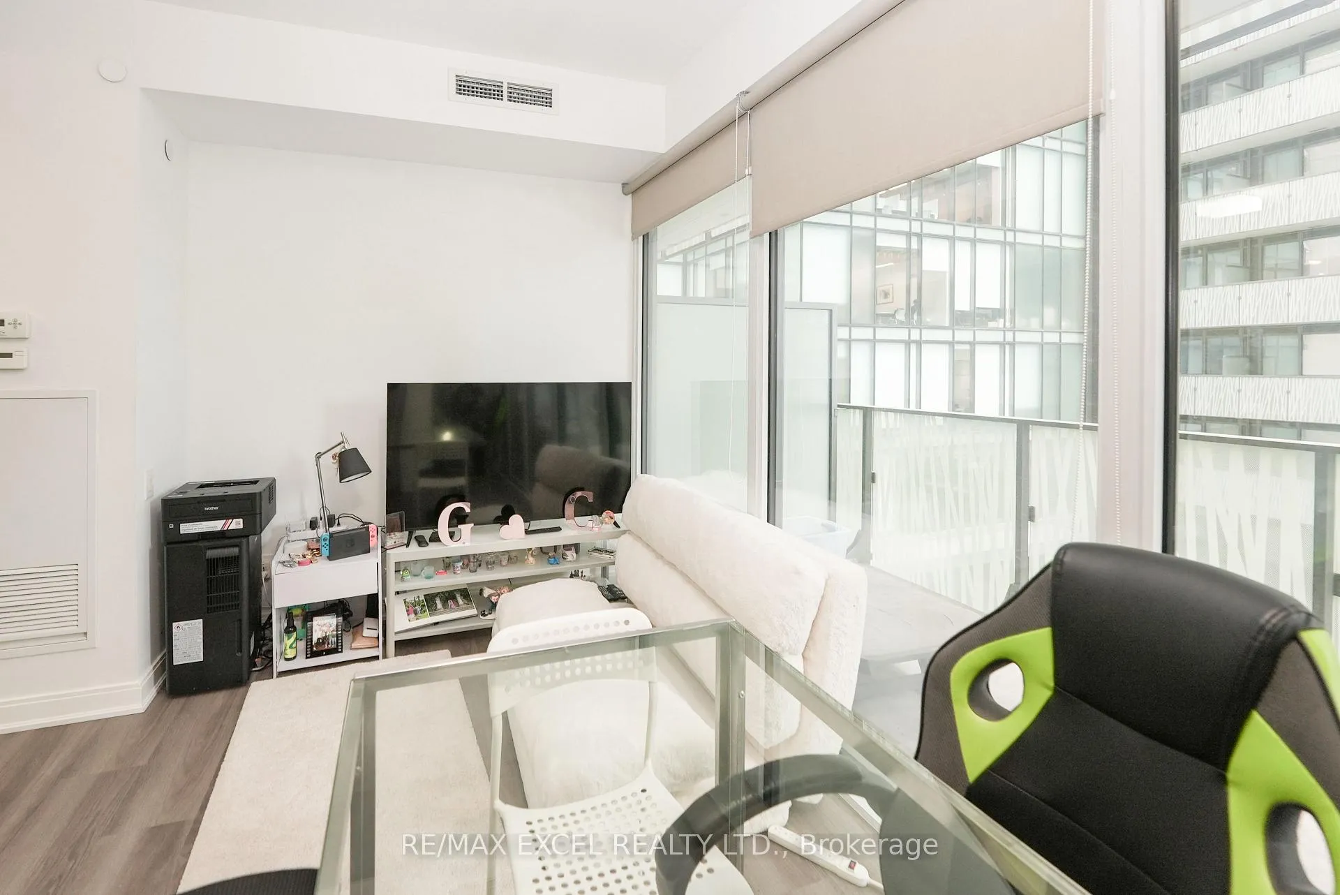 Photo 7 of Unit 510, 42 Charles Street E, Toronto, Church-Yonge Corridor — HOMEH