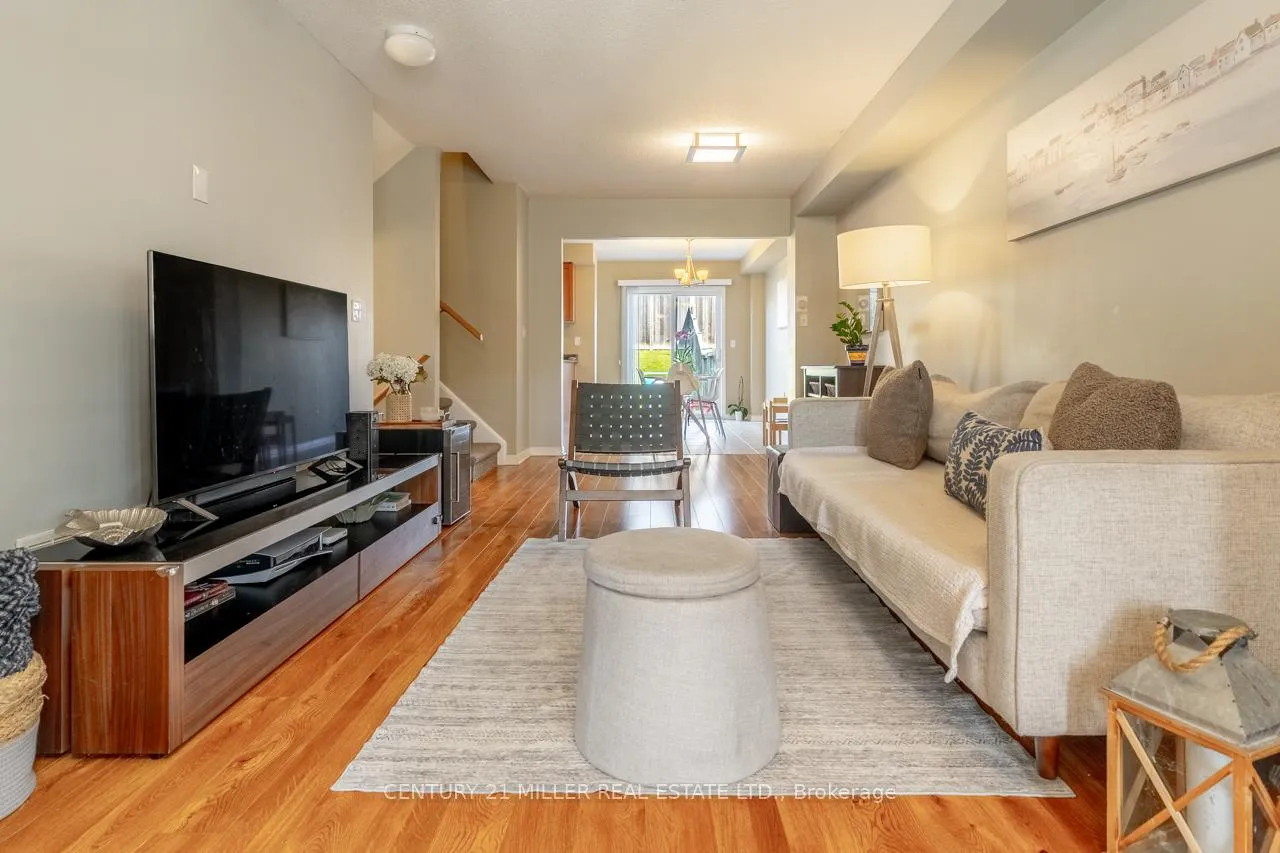 Photo 5 of 373 Bussel Crescent, Milton, Clarke — HOMEH