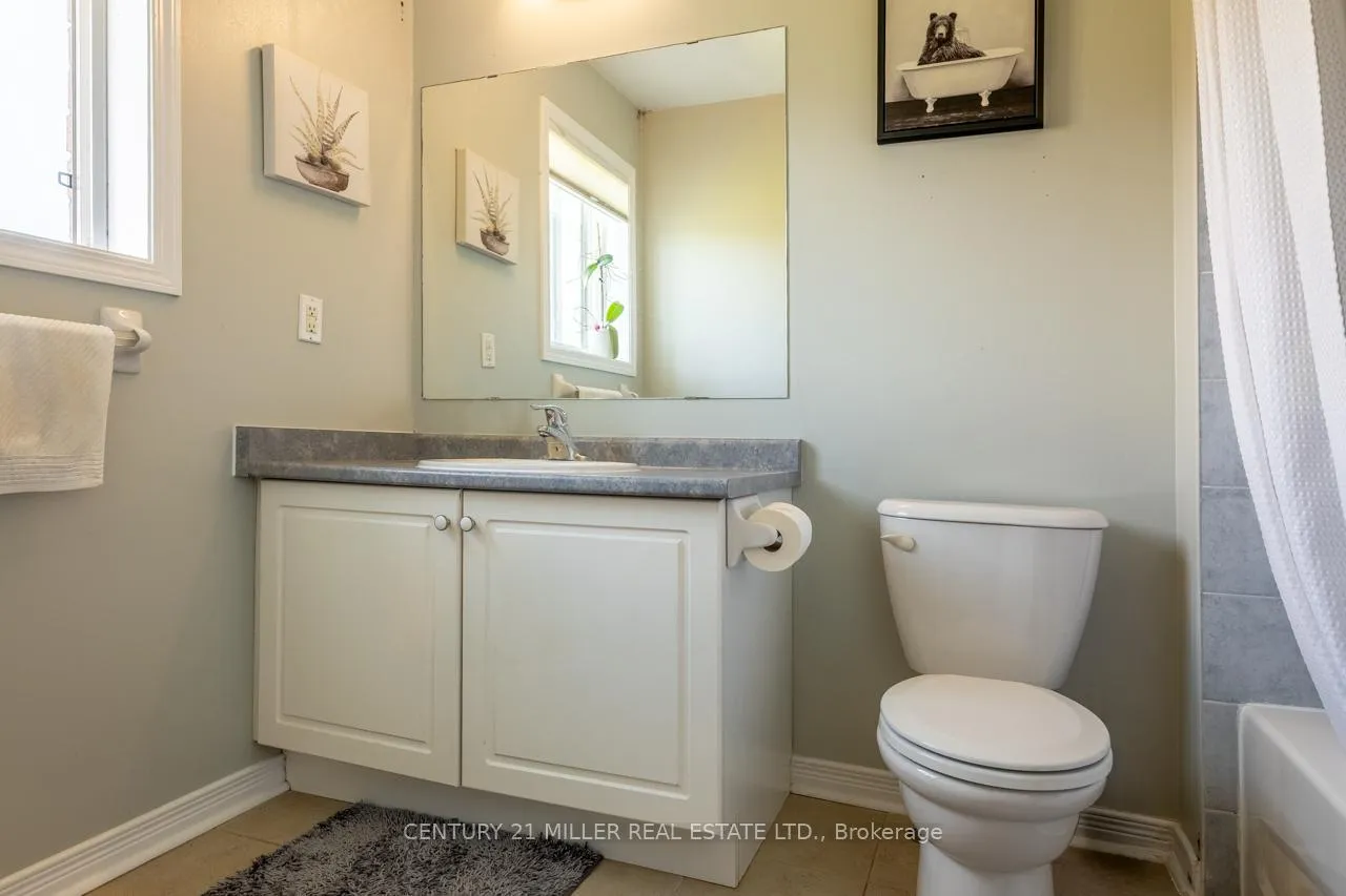 Photo 15 of 373 Bussel Crescent, Milton, Clarke — HOMEH
