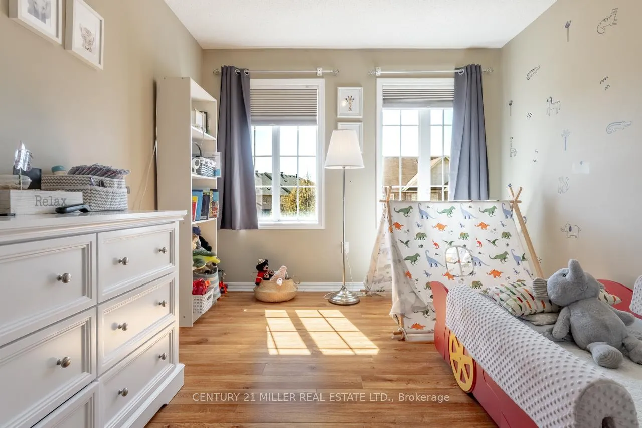 Photo 17 of 373 Bussel Crescent, Milton, Clarke — HOMEH