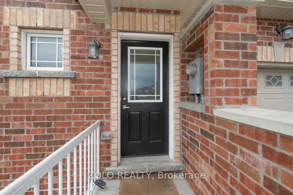 Photo 2 of 19 Frank's Way, Barrie, Allandale — HOMEH