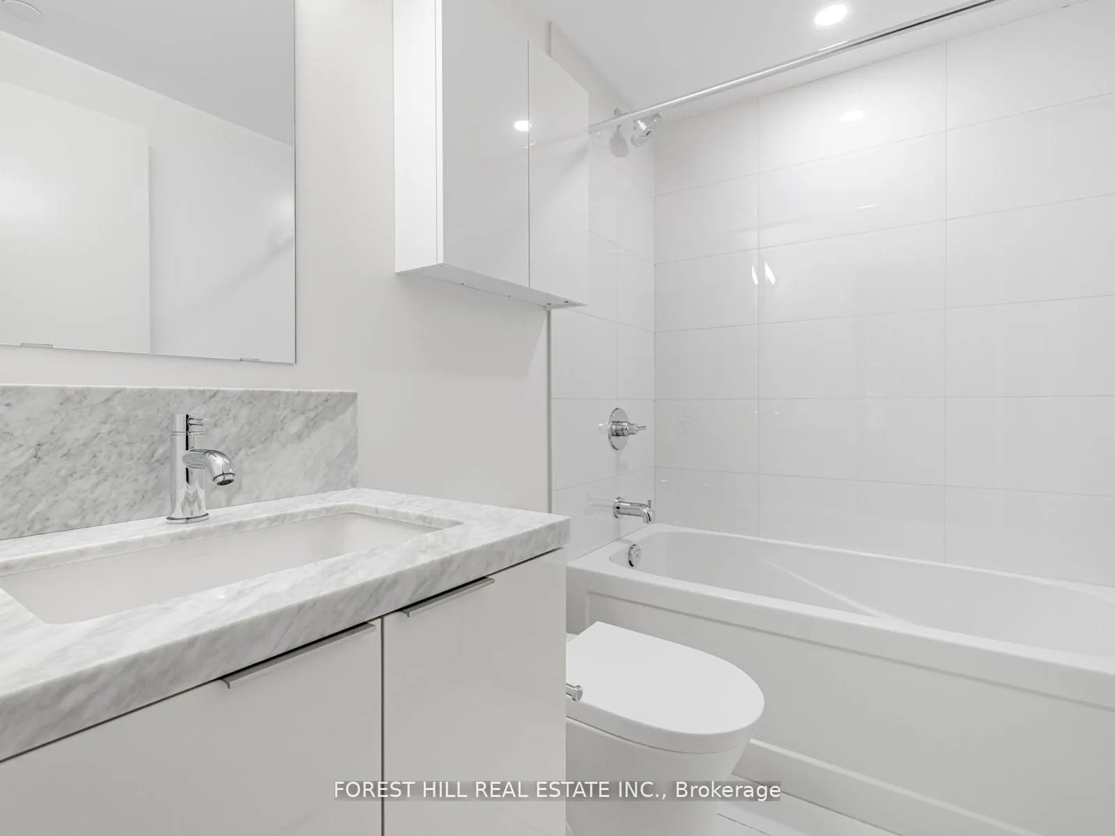 Photo 4 of Unit 1104, 238 Simcoe Street, Toronto, Kensington-Chinatown — HOMEH