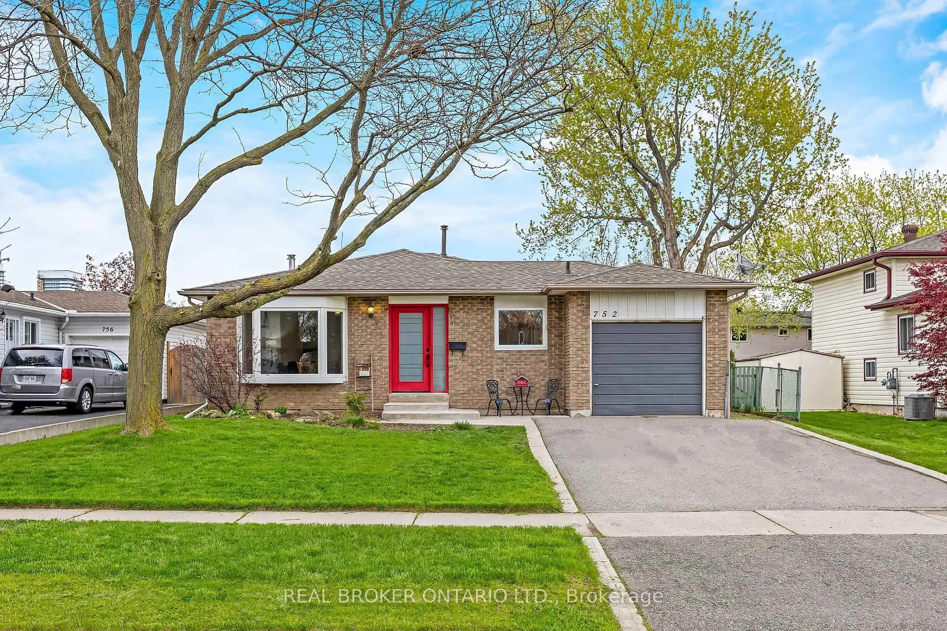 Photo 1 of 752 Mackenzie Drive, Milton, Dorset Park — HOMEH