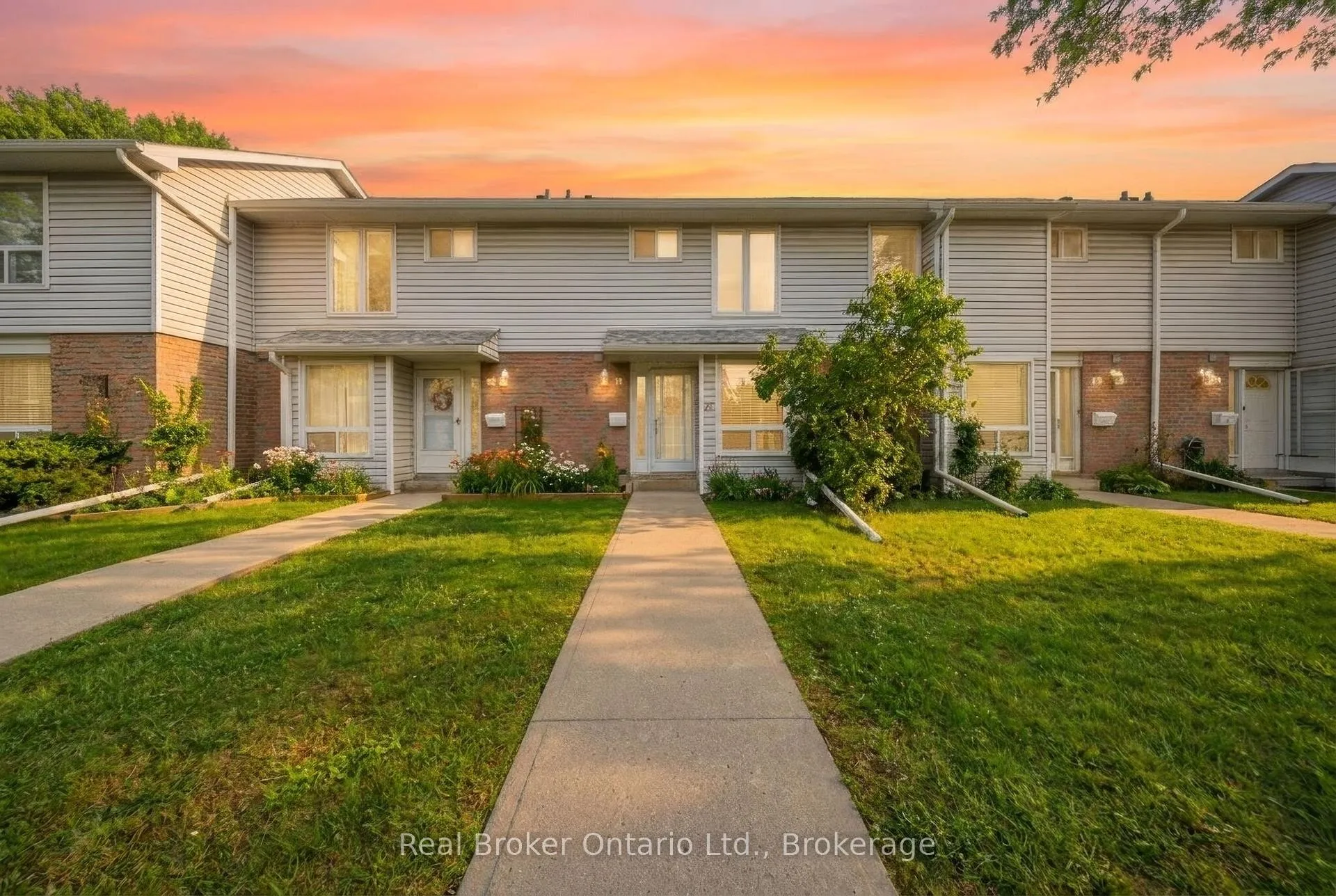 Photo 2 of Unit 41, 32 Mowat Boulevard, Kitchener, Meinzinger — HOMEH