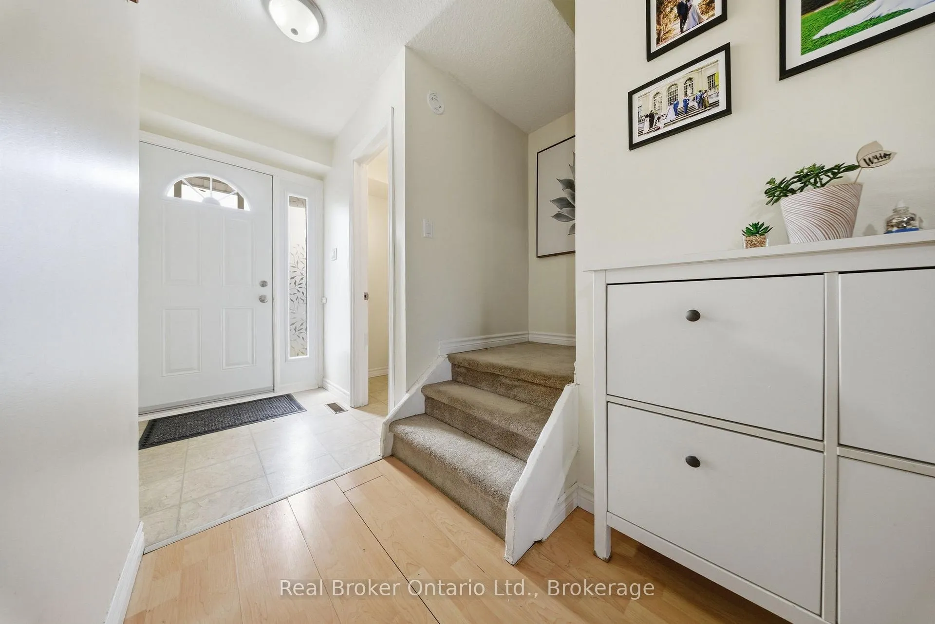 Photo 3 of Unit 41, 32 Mowat Boulevard, Kitchener, Meinzinger — HOMEH