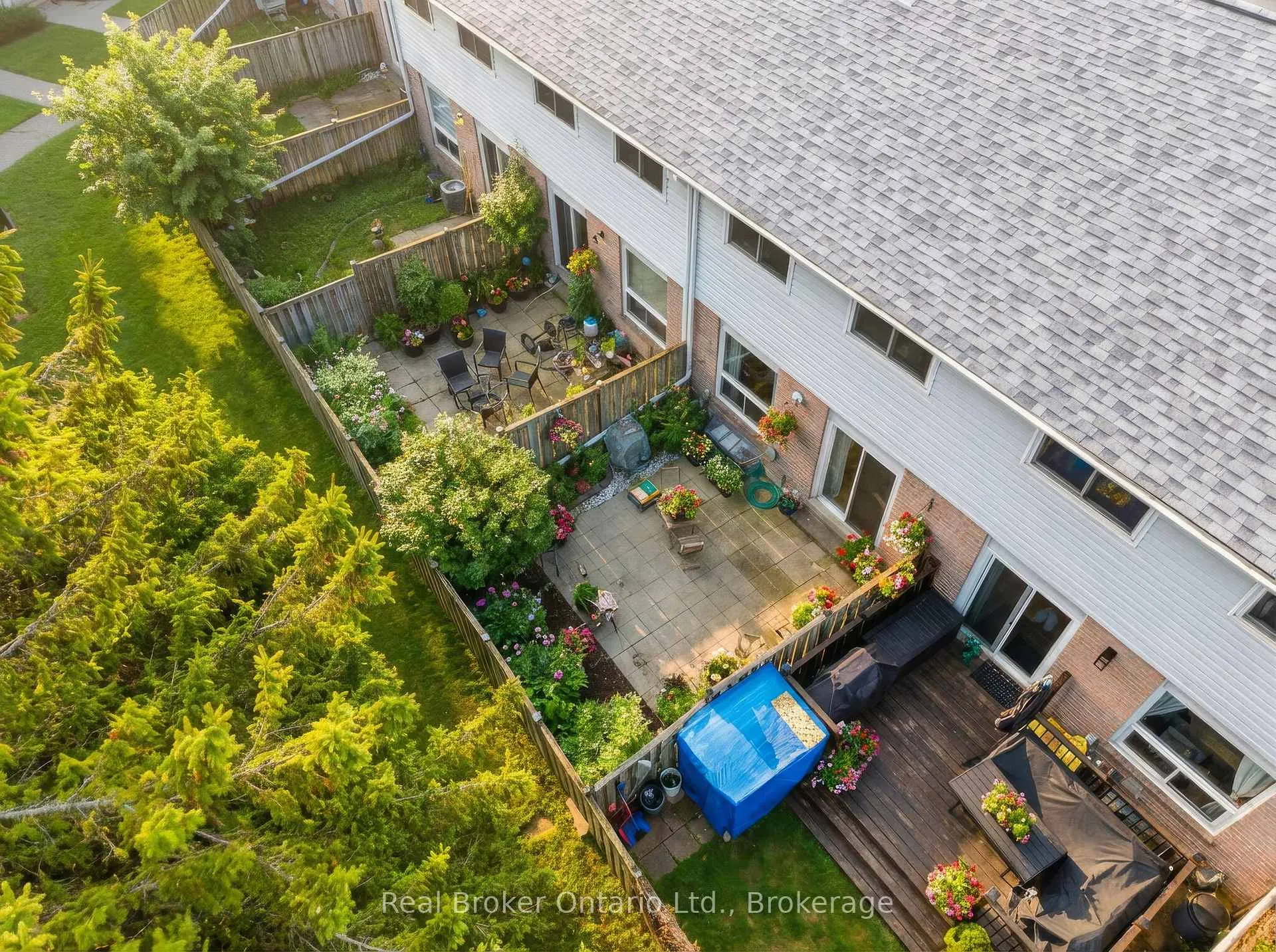 Photo 20 of Unit 41, 32 Mowat Boulevard, Kitchener, Meinzinger — HOMEH