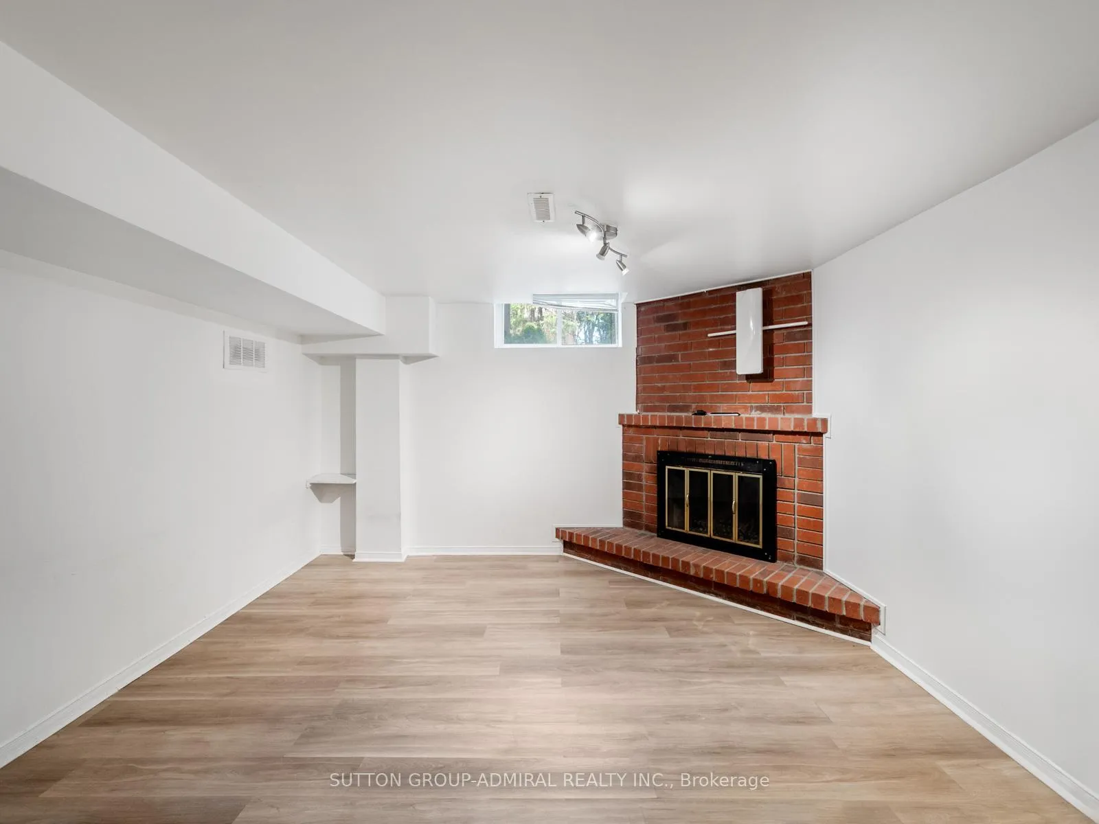 Photo 31 of 348 Brownridge Drive, Vaughan, Brownridge — HOMEH