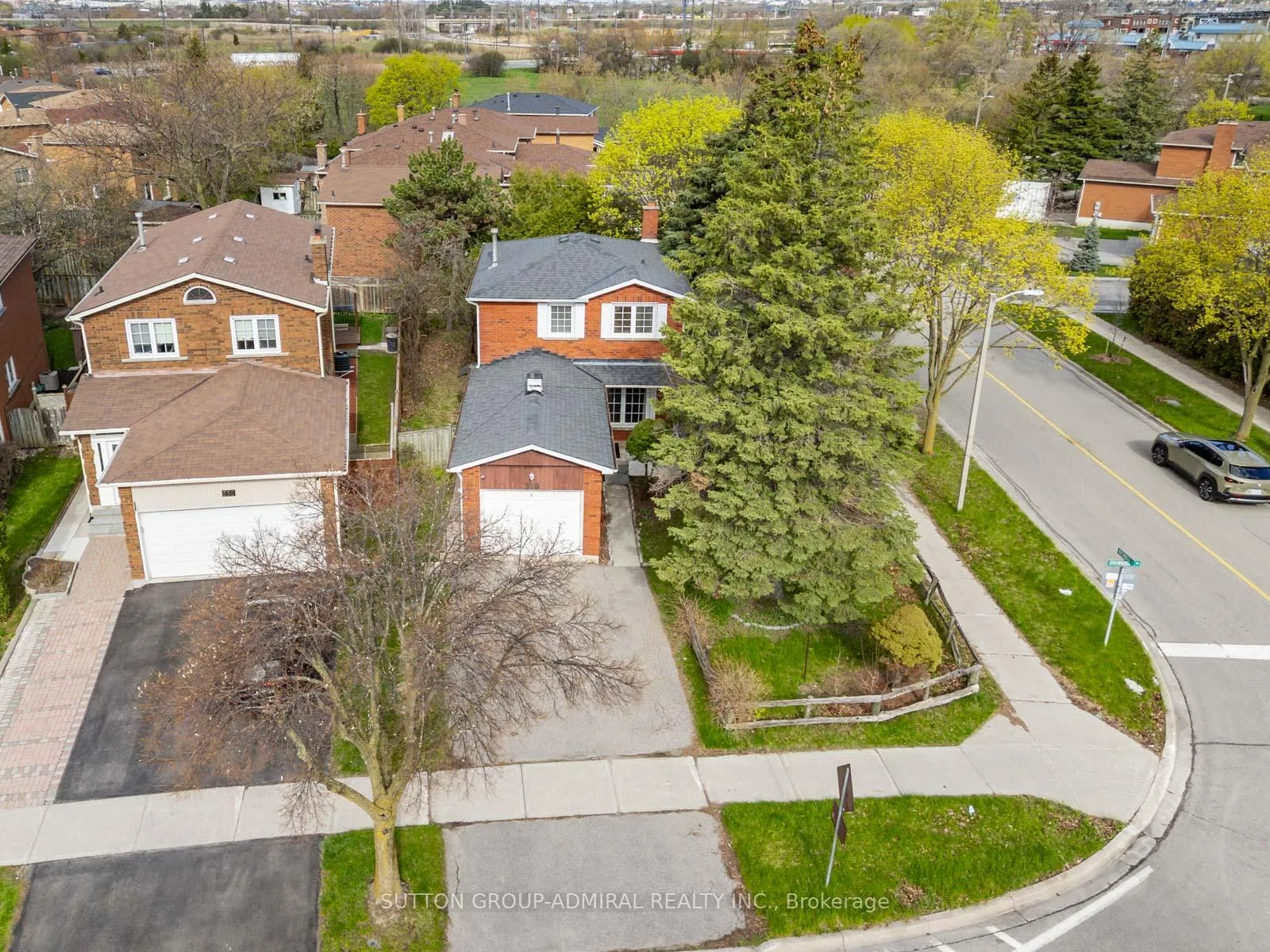 Photo 39 of 348 Brownridge Drive, Vaughan, Brownridge — HOMEH