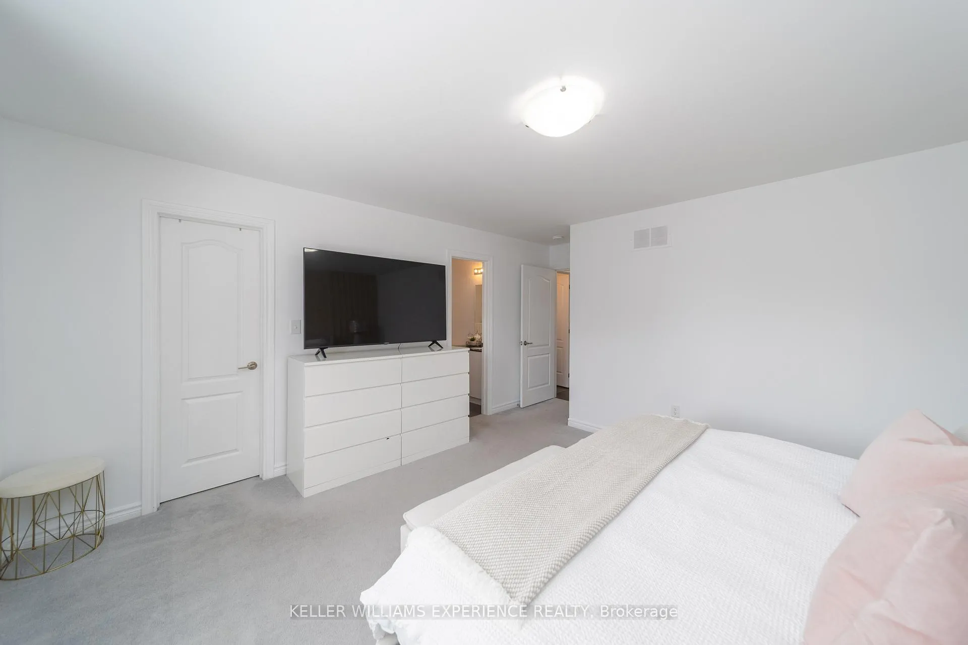 Photo 21 of 52 Mabern Street, Barrie, Rural Barrie Southwest — HOMEH