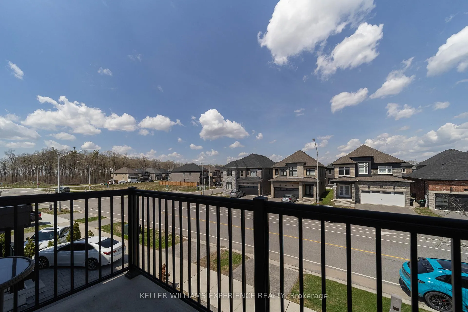 Photo 24 of 52 Mabern Street, Barrie, Rural Barrie Southwest — HOMEH