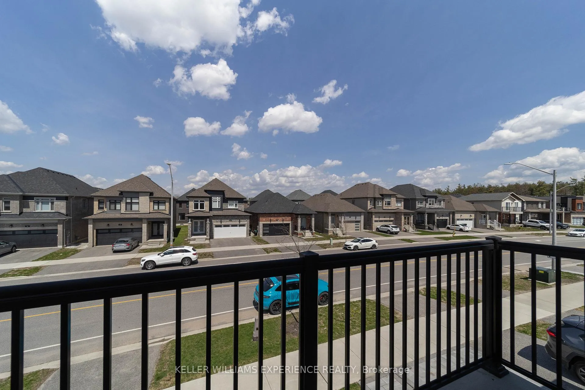 Photo 25 of 52 Mabern Street, Barrie, Rural Barrie Southwest — HOMEH