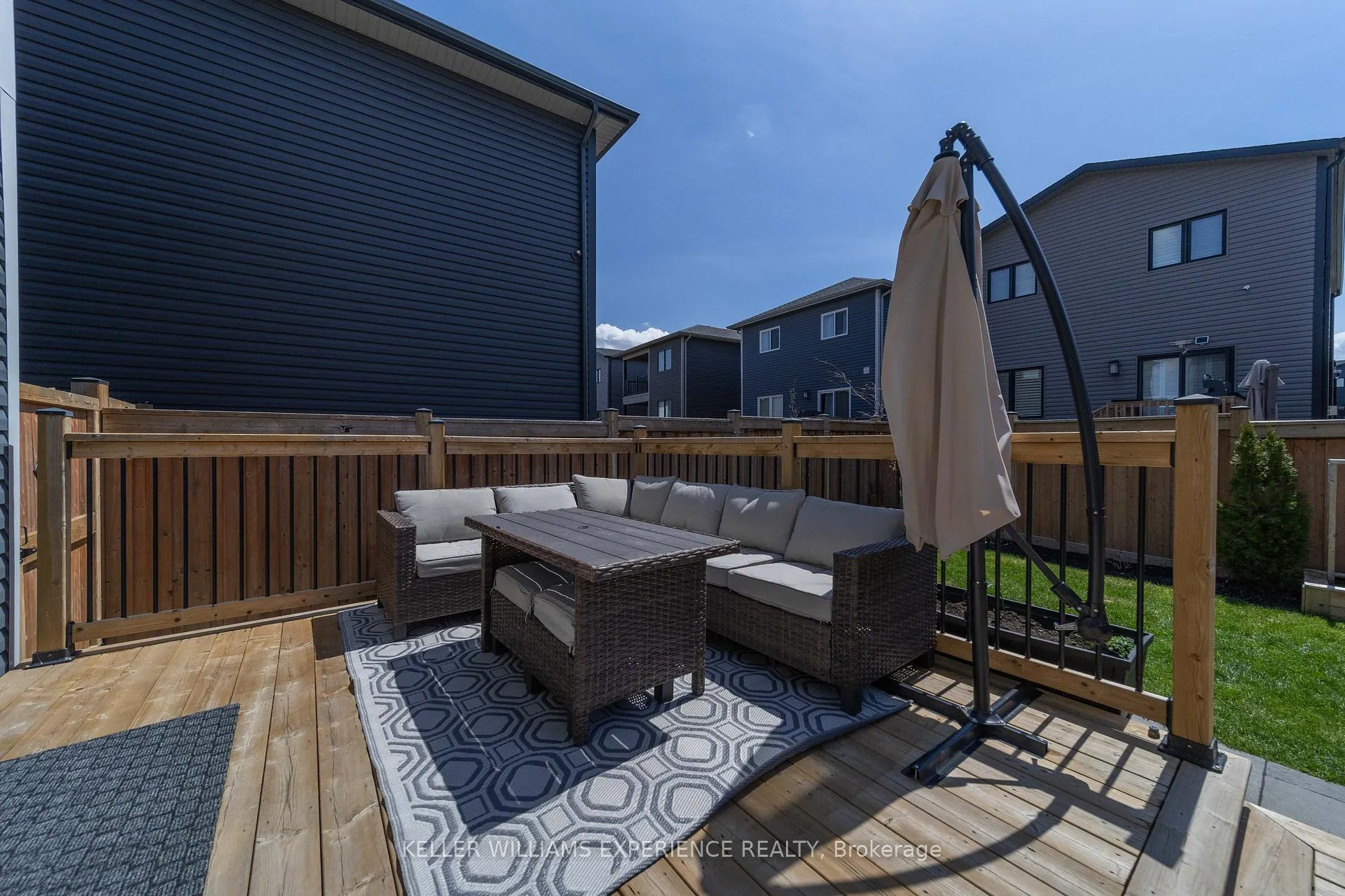 Photo 28 of 52 Mabern Street, Barrie, Rural Barrie Southwest — HOMEH
