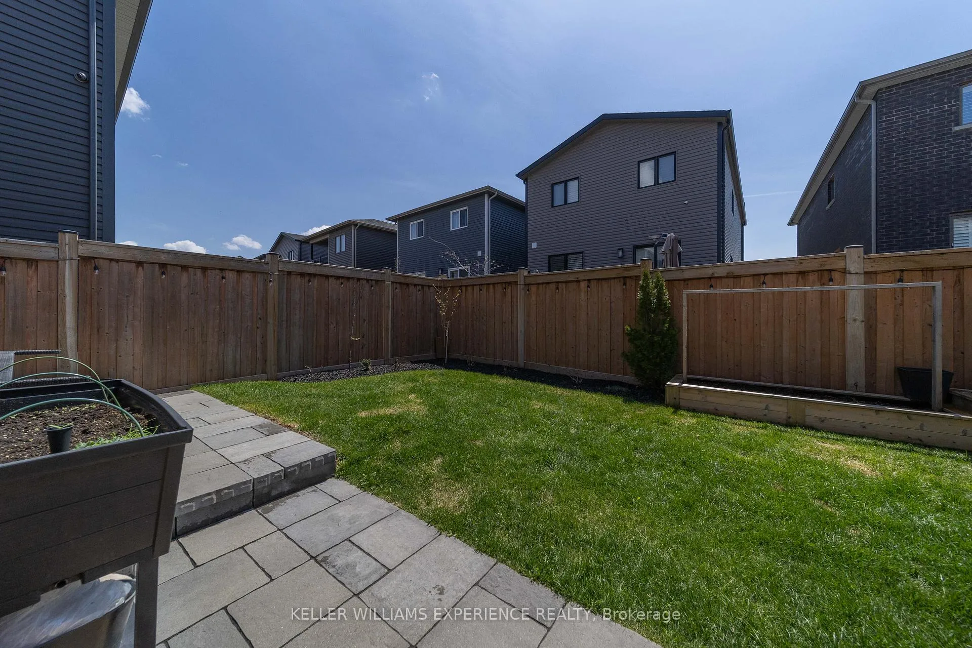Photo 29 of 52 Mabern Street, Barrie, Rural Barrie Southwest — HOMEH
